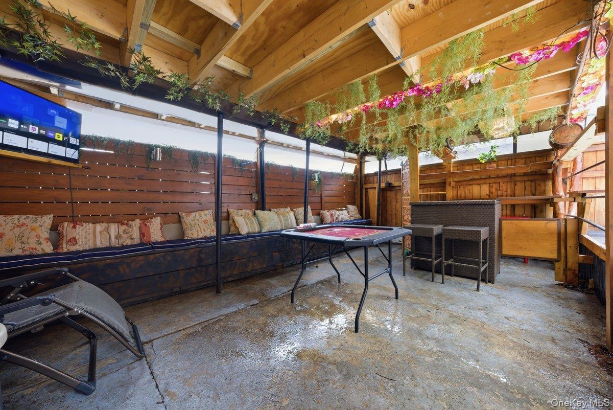 Single Family Carpenter  Bronx, NY 10470, MLS-970890-36