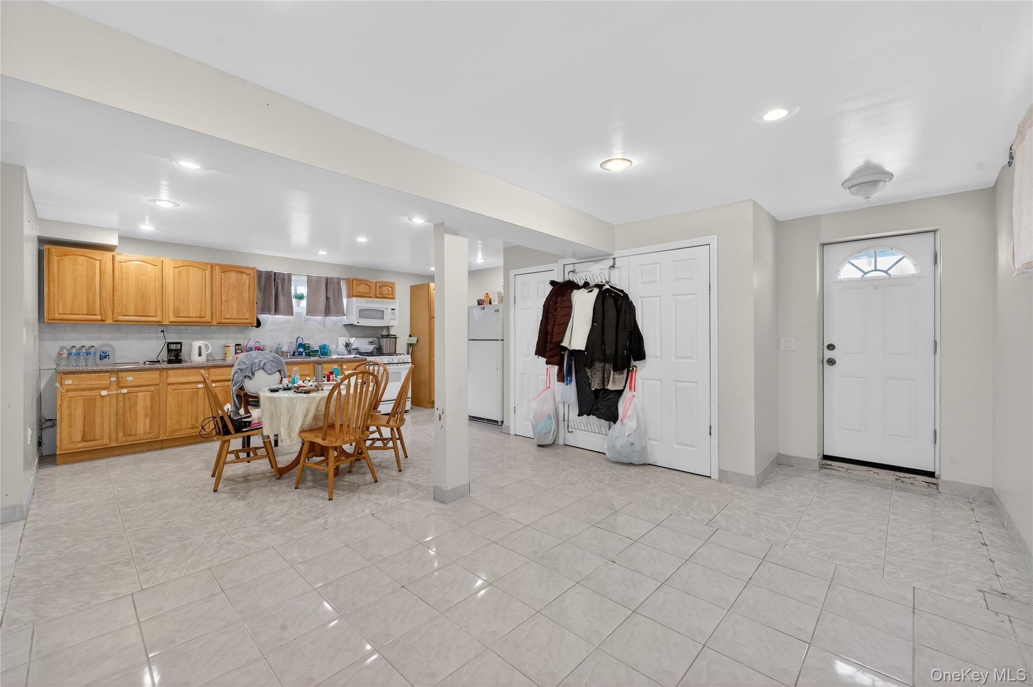 Single Family 96th Street Queens, NY 11414, MLS-970903-27