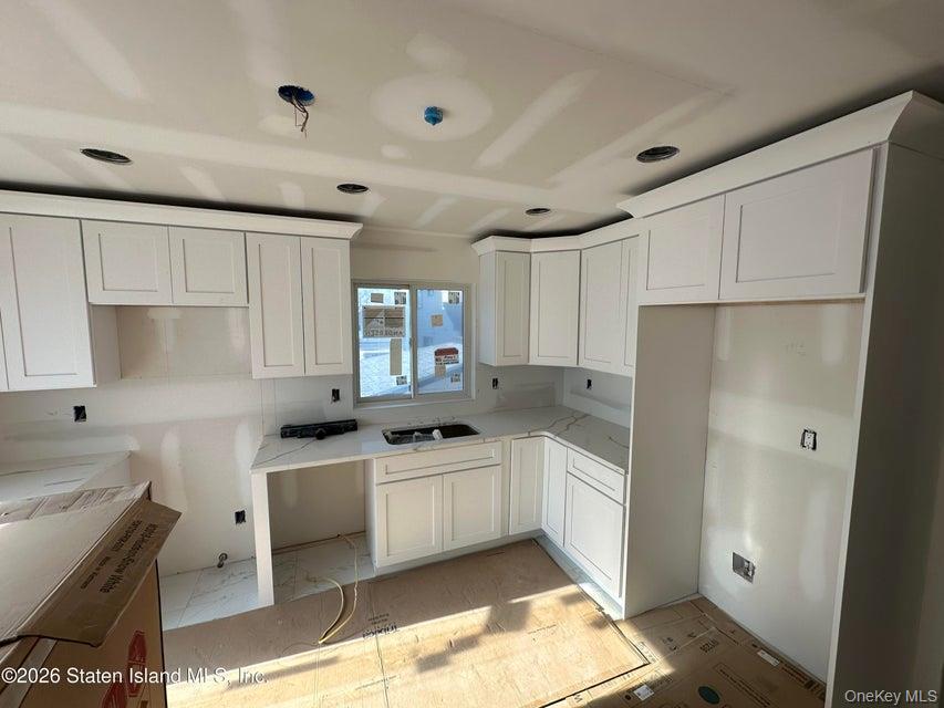 Single Family Purdy Avenue  Staten Island, NY 10314, MLS-970930-4