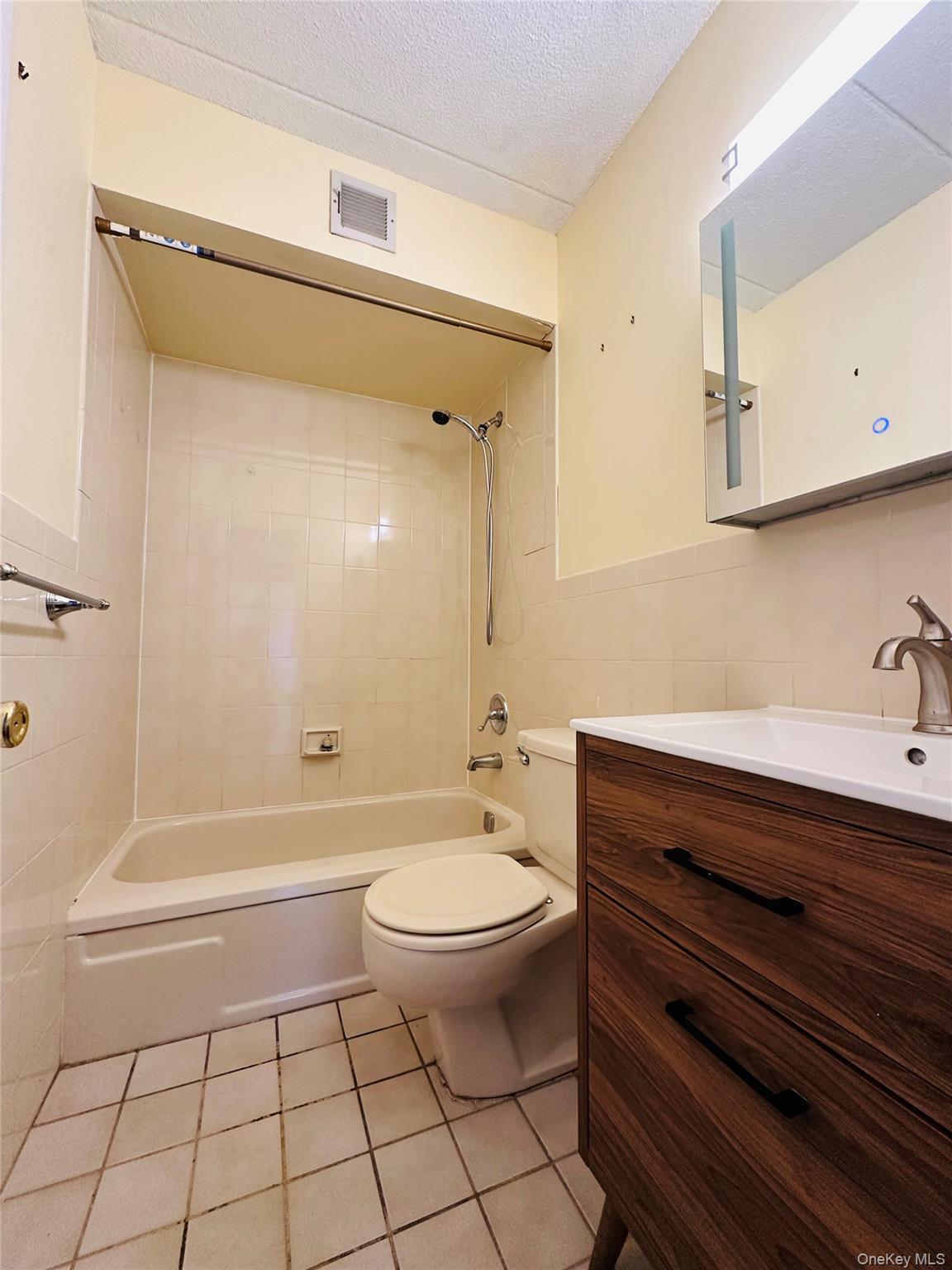 Condo Maple  Queens, NY 11355, MLS-970931-7