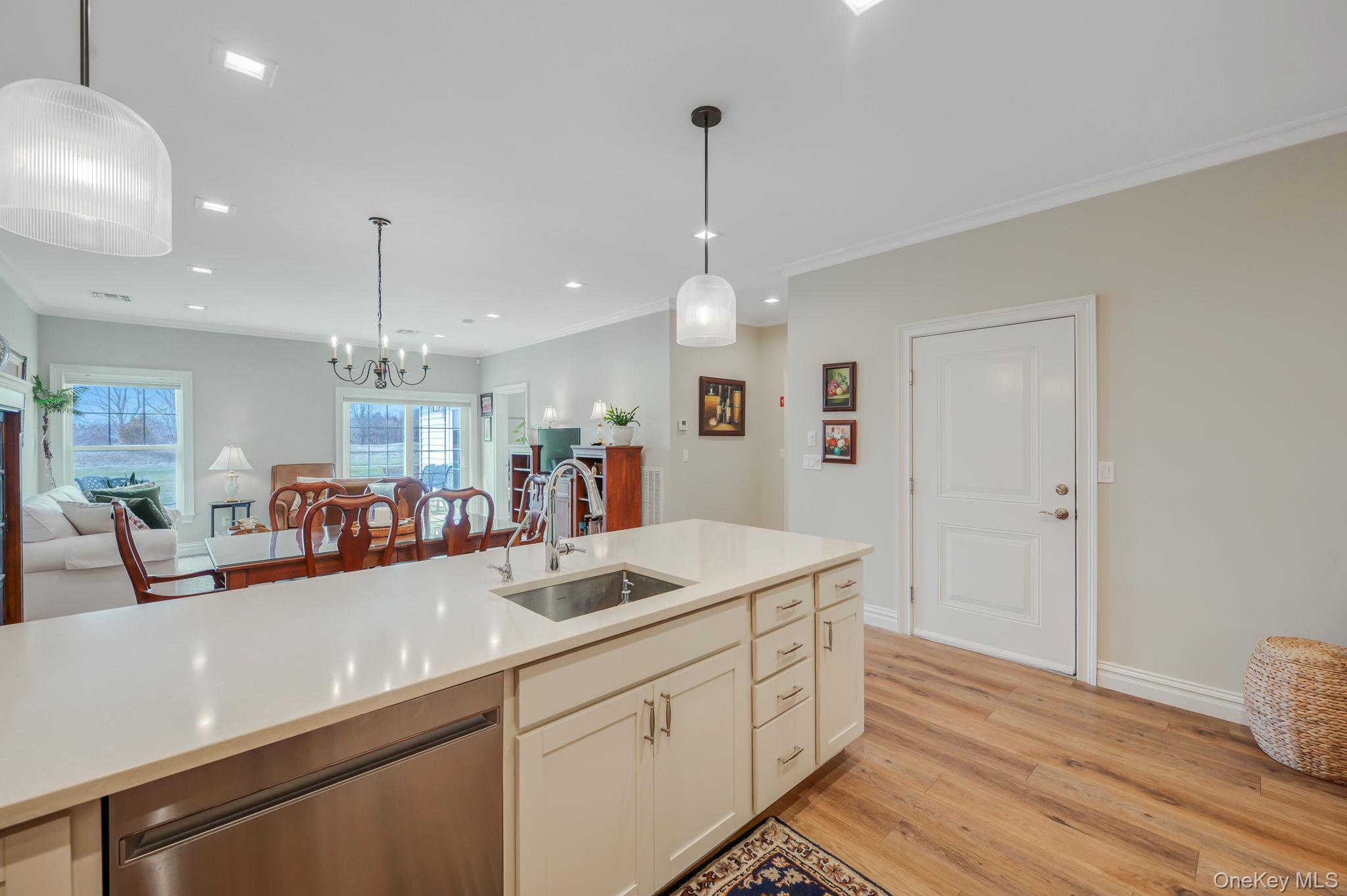 Condo Fox Hill Suffolk County, NY 11933, MLS-970952-10