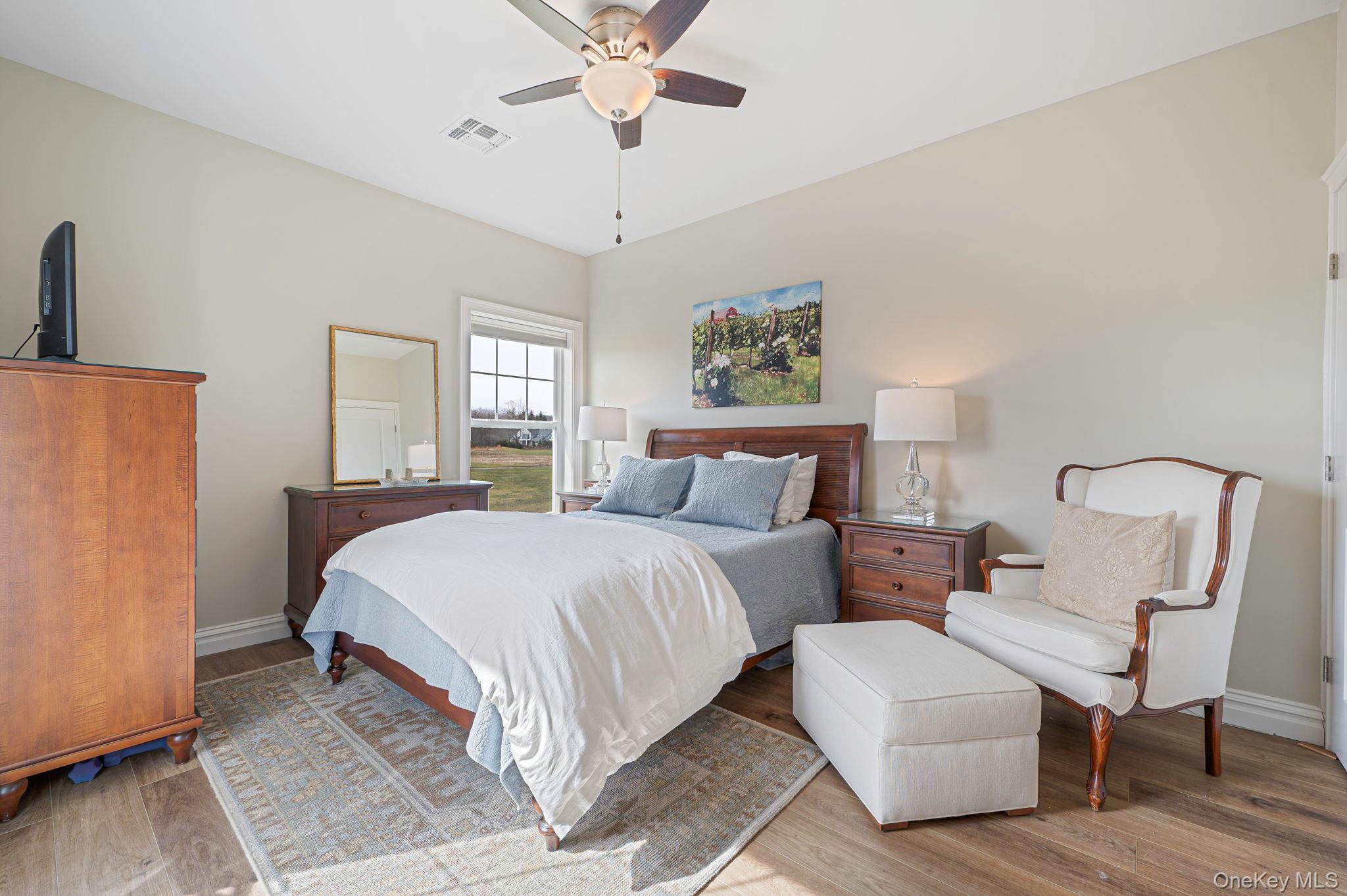 Condo Fox Hill Suffolk County, NY 11933, MLS-970952-17