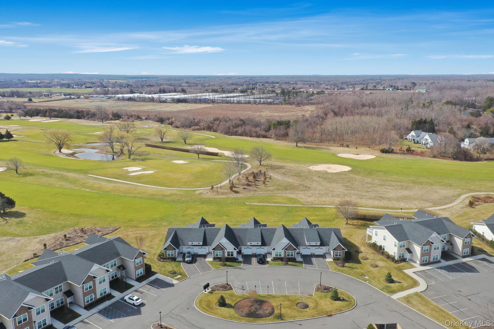 Condo Fox Hill Suffolk County, NY 11933, MLS-970952-2