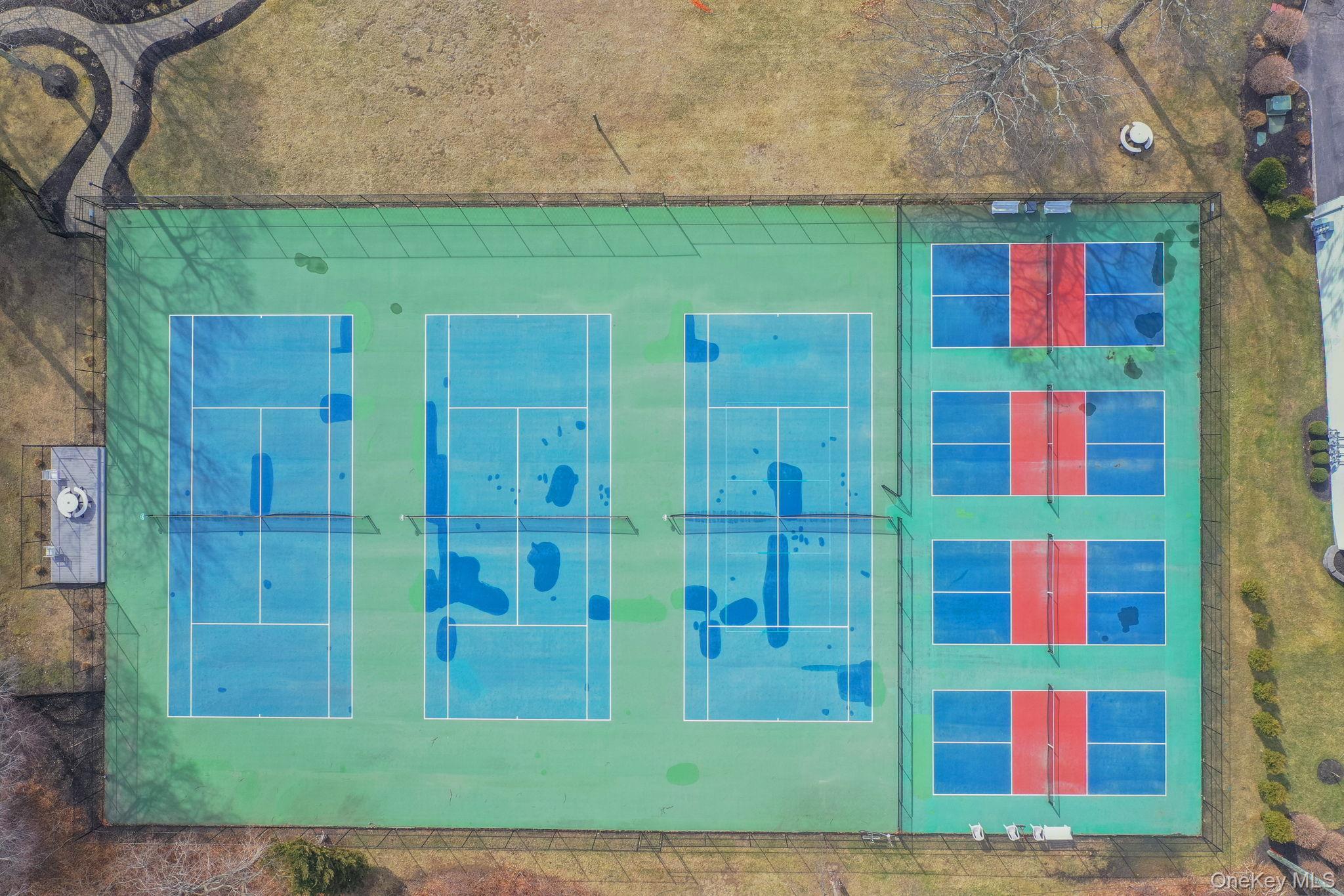 Condo Fox Hill Suffolk County, NY 11933, MLS-970952-31