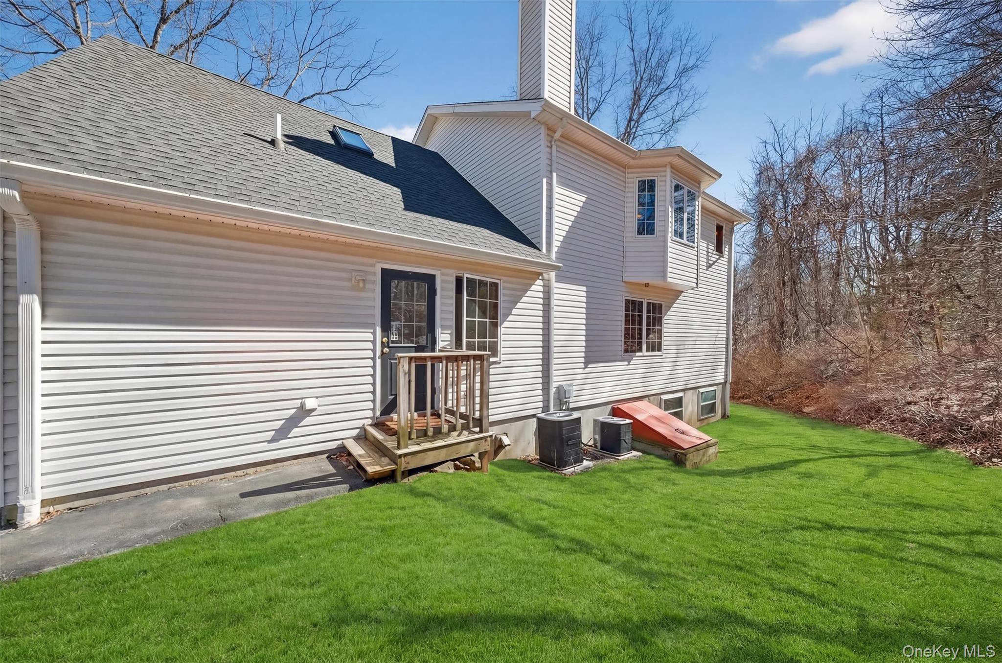 Single Family Meadow  Dutchess County, NY 12571, MLS-970966-34