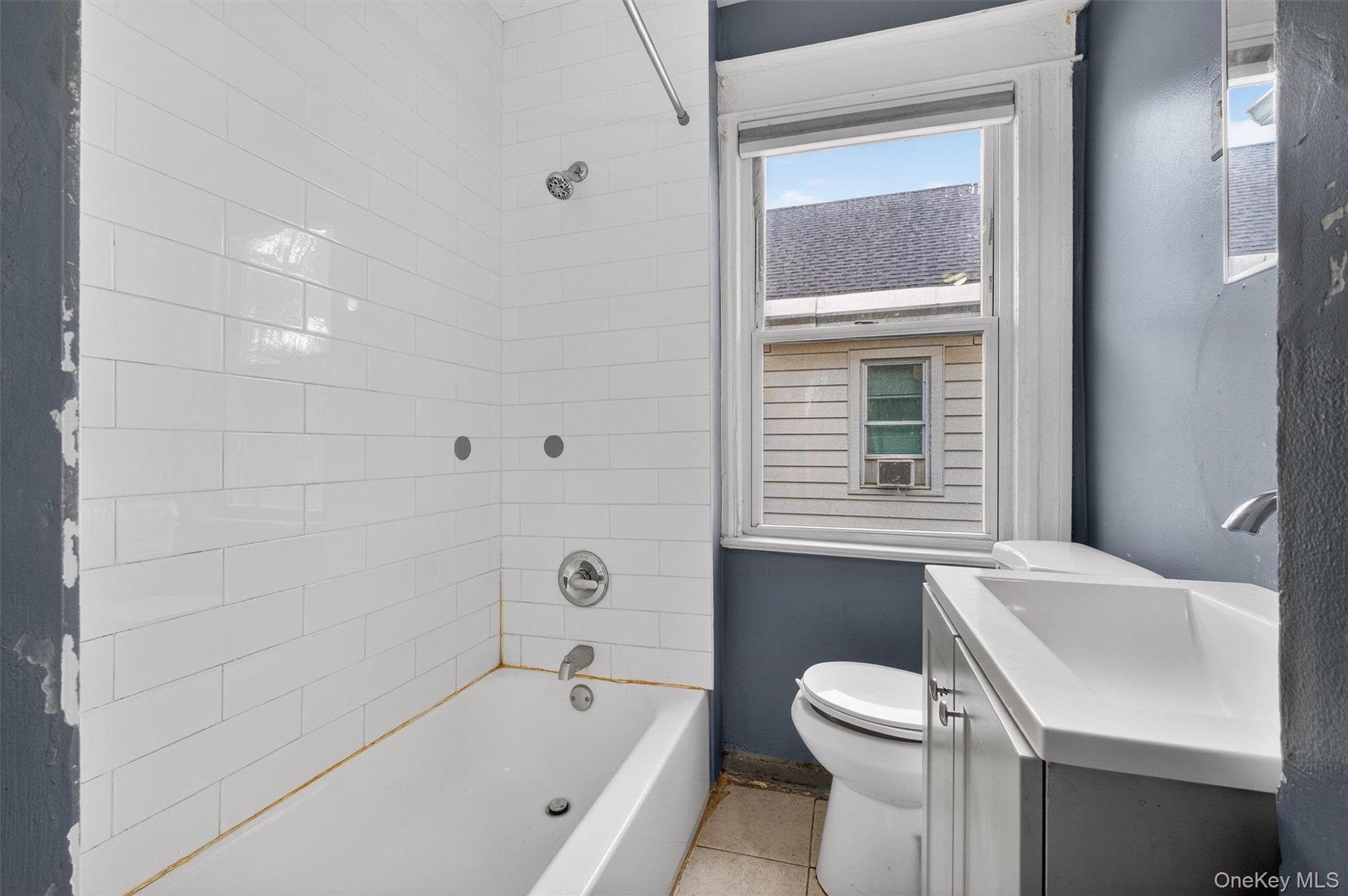 Single Family Manitou  Dutchess County, NY 12603, MLS-970972-18