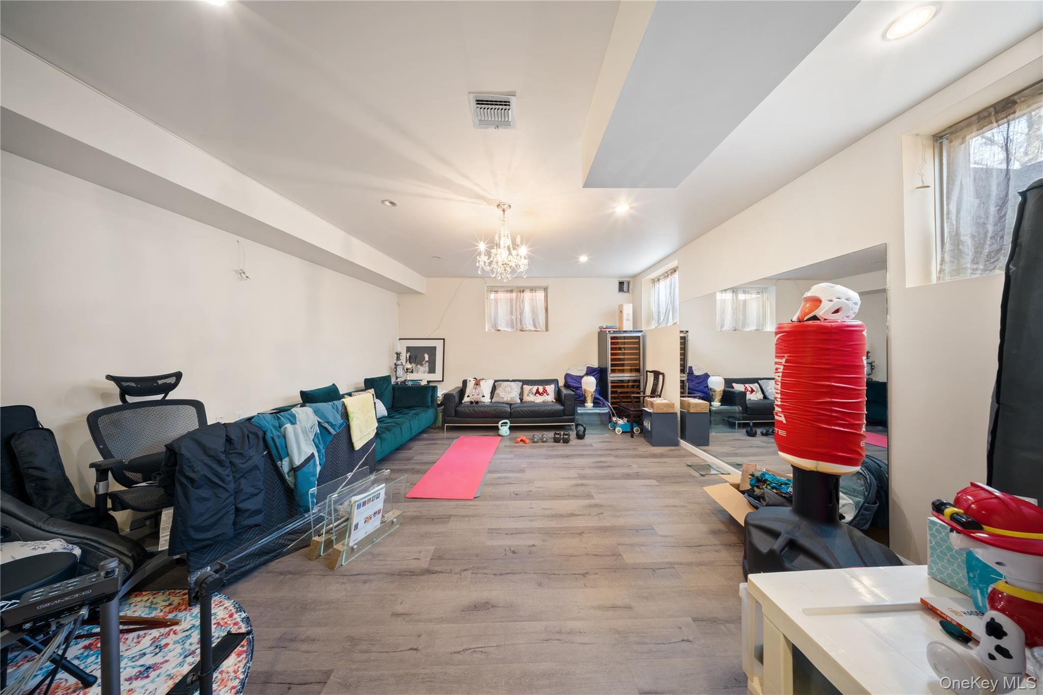 Single Family Commonwealth Queens, NY 11362, MLS-970973-15