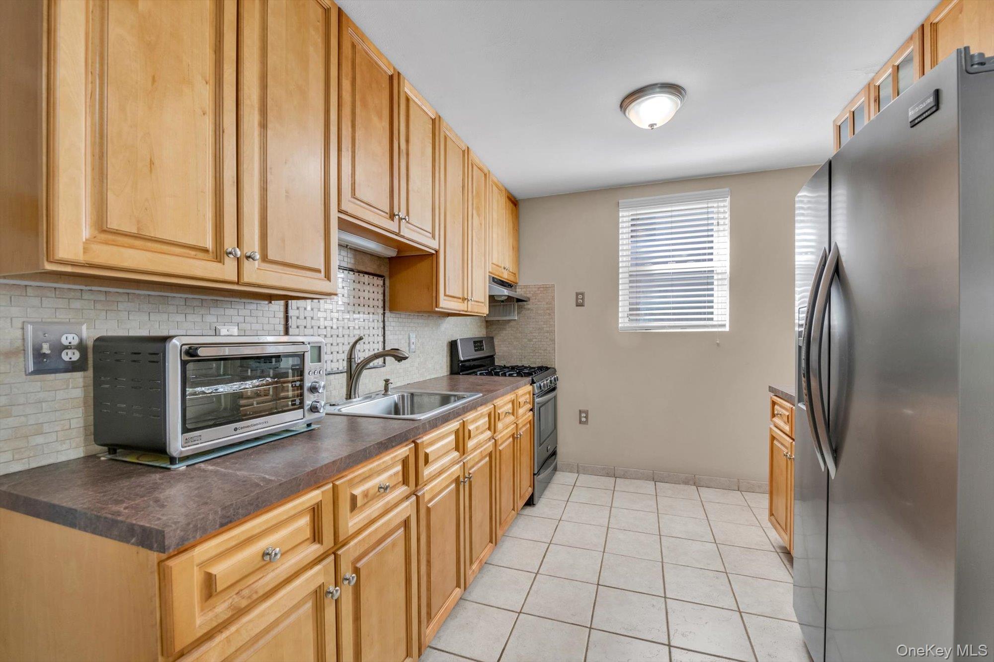 Single Family Atlantic  Brooklyn, NY 11224, MLS-970993-12