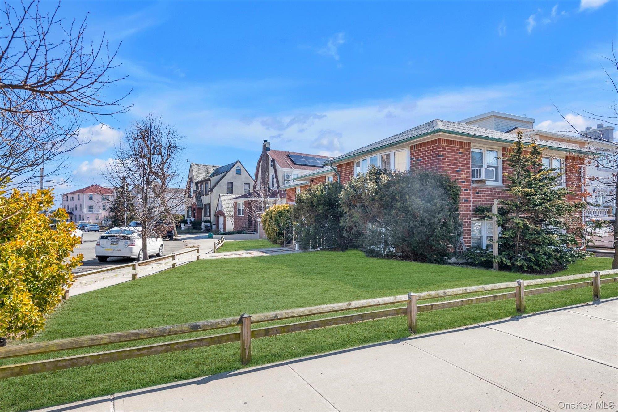 Single Family Atlantic  Brooklyn, NY 11224, MLS-970993-21