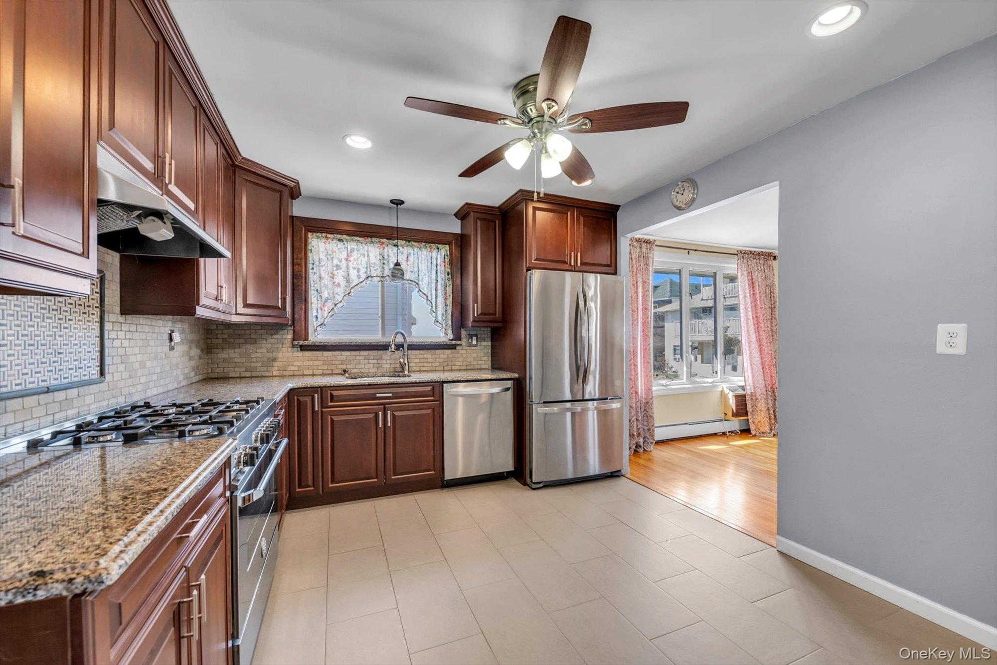 Single Family Atlantic  Brooklyn, NY 11224, MLS-970993-3