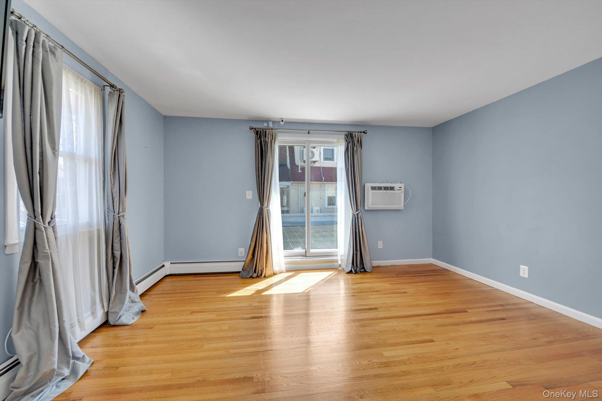 Single Family Atlantic  Brooklyn, NY 11224, MLS-970993-7