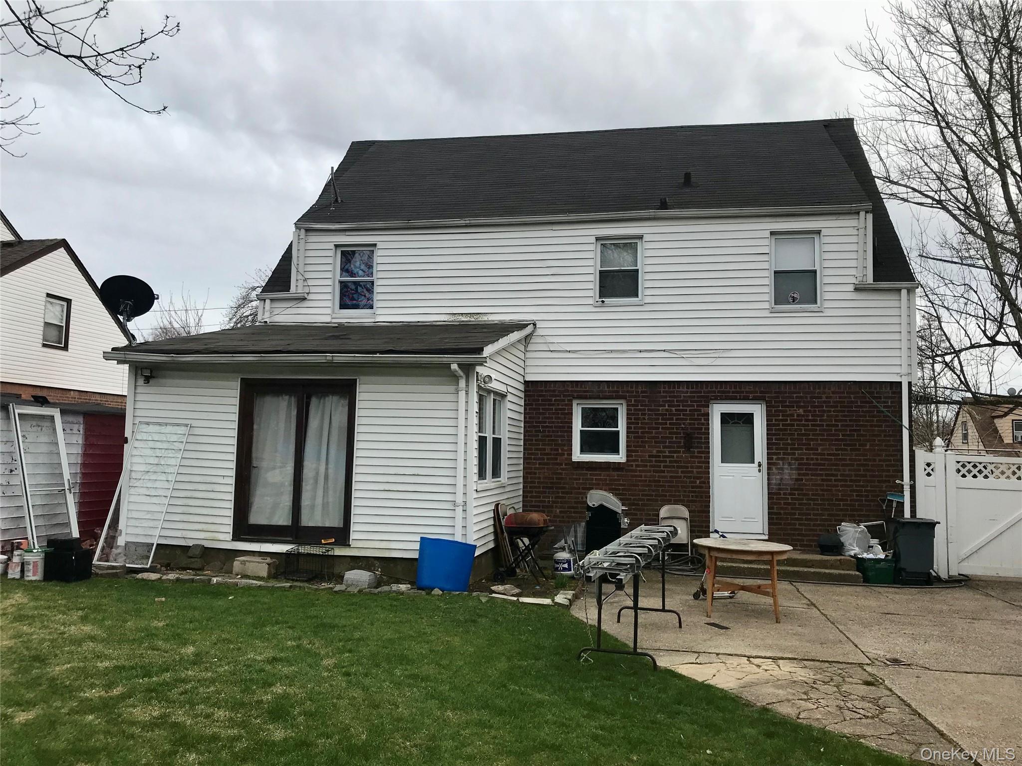 Single Family W Clinton Avenue  Nassau County, NY 11575, MLS-971014-4