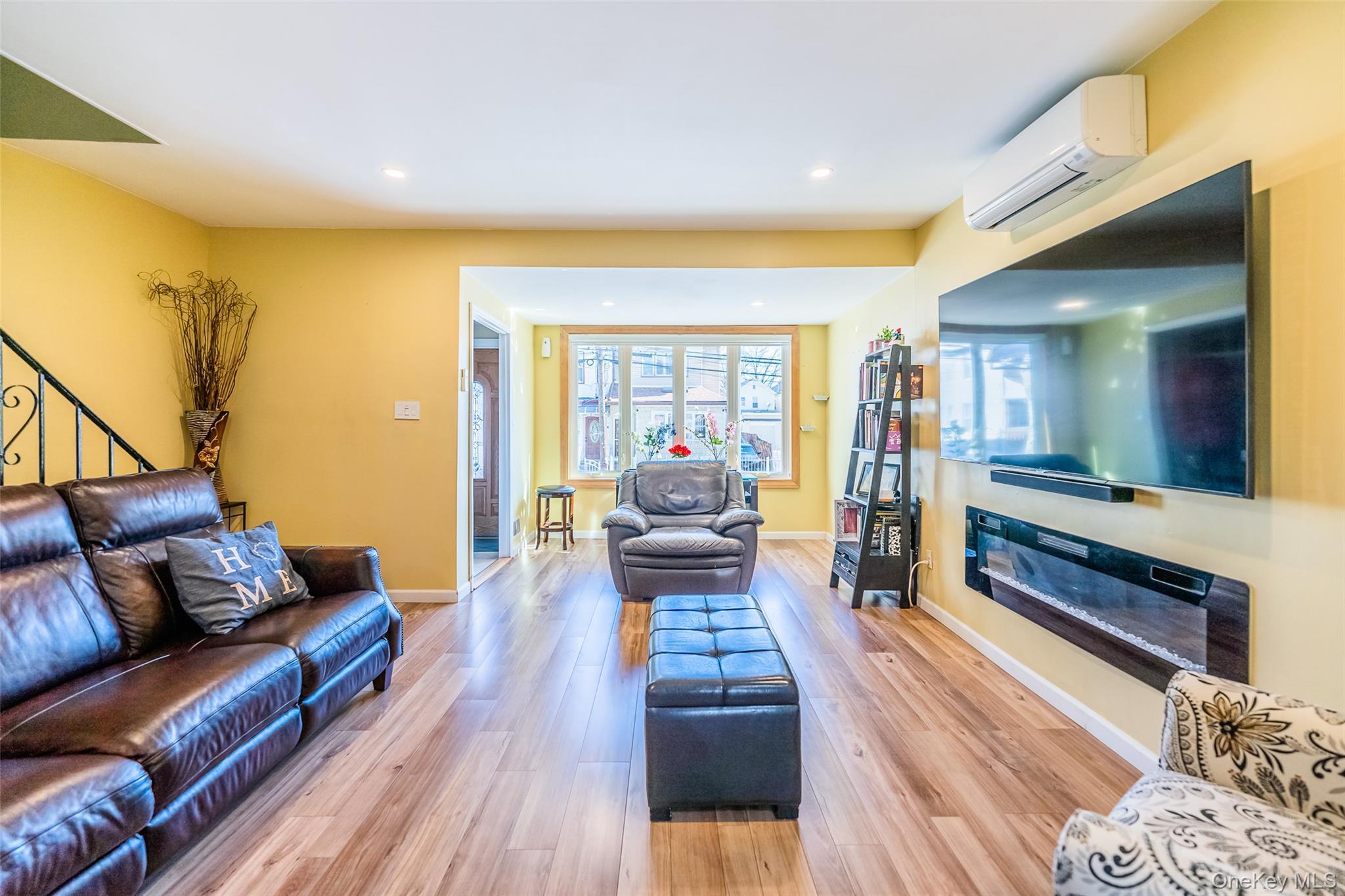 Single Family 90th  Queens, NY 11421, MLS-971019-6