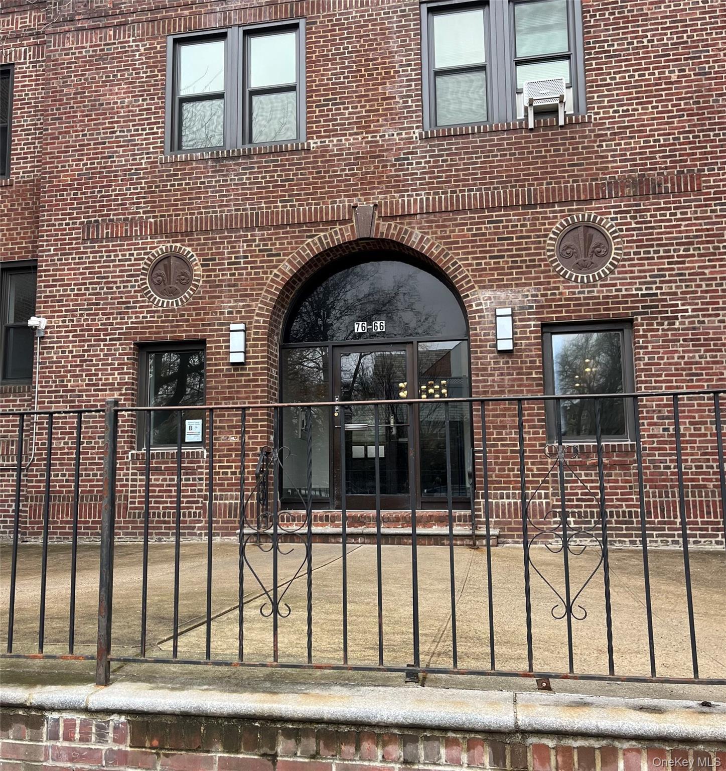 Coop Austin St  Queens, NY 11375, MLS-971027-18