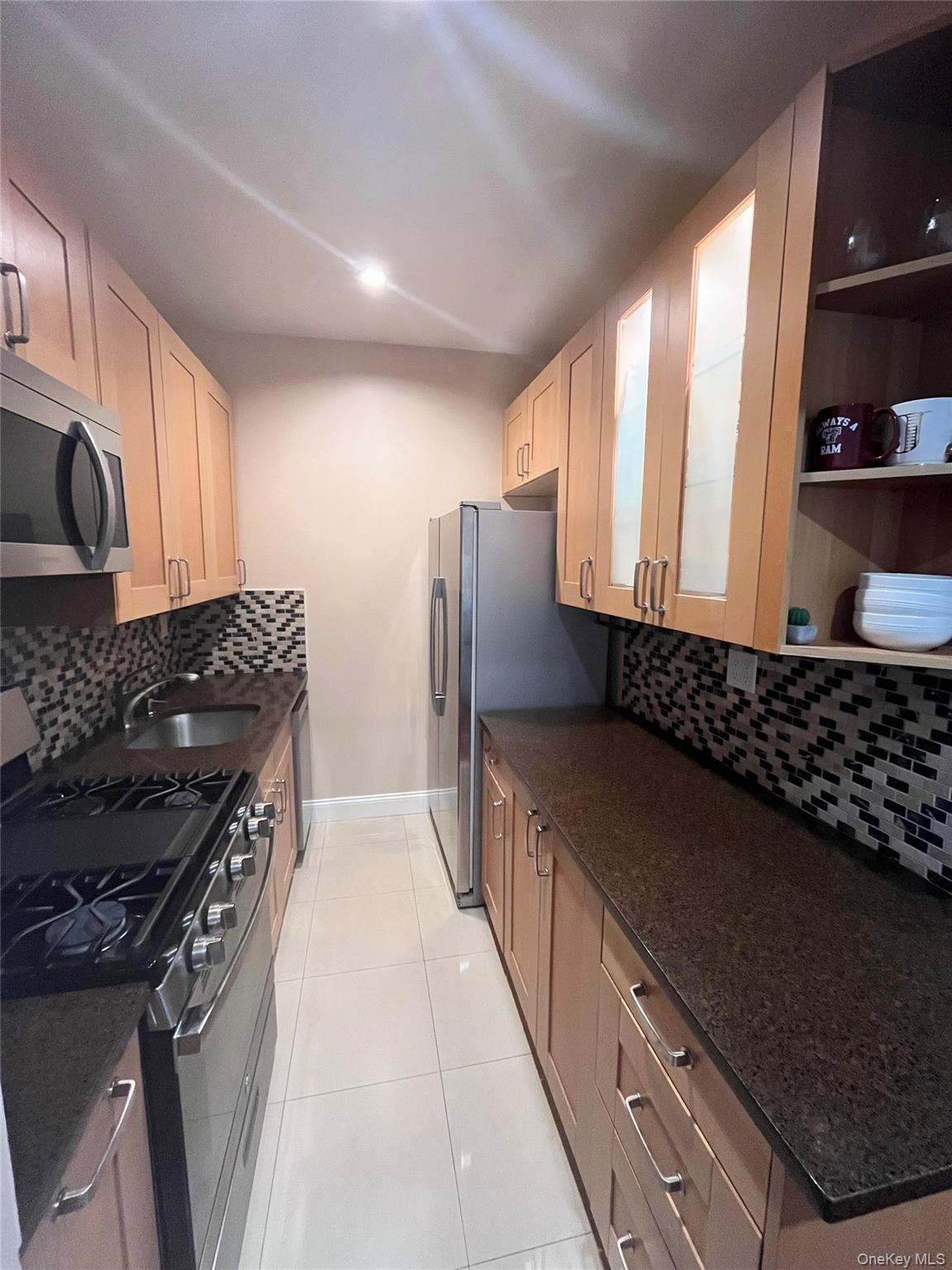 Coop Austin St  Queens, NY 11375, MLS-971027-8