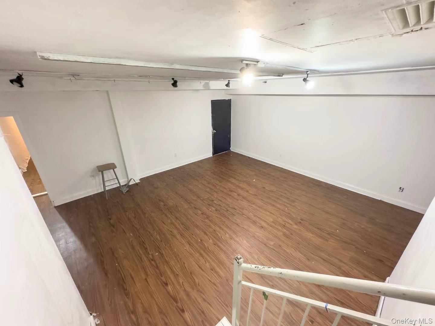 Commercial Sale Manhattan  Brooklyn, NY 11206, MLS-971029-8