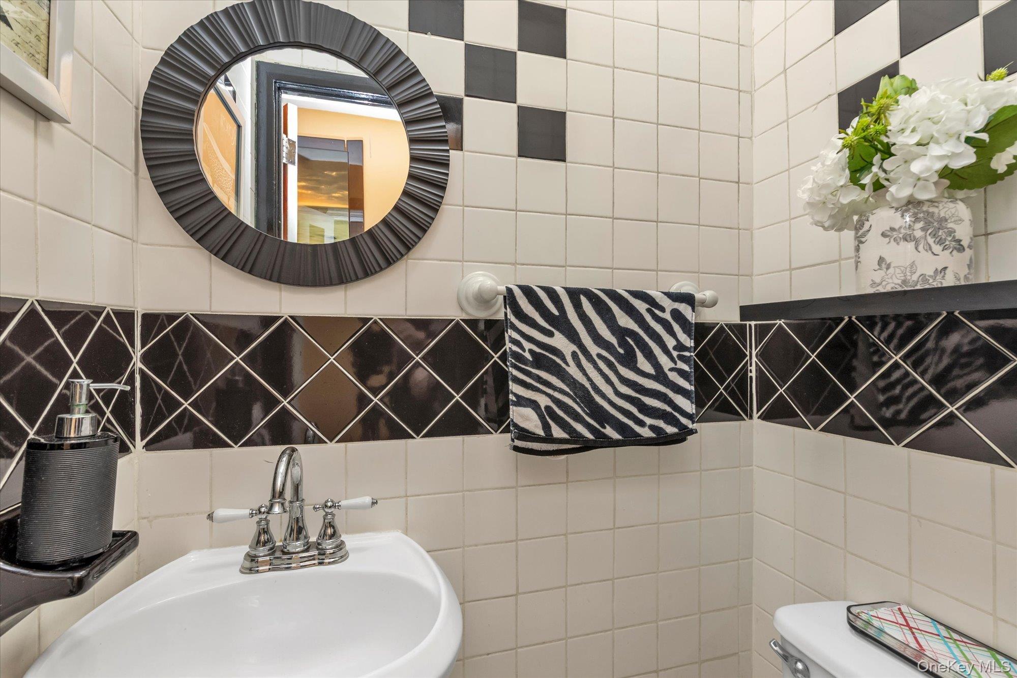 Single Family 259th  Queens, NY 11422, MLS-971048-8