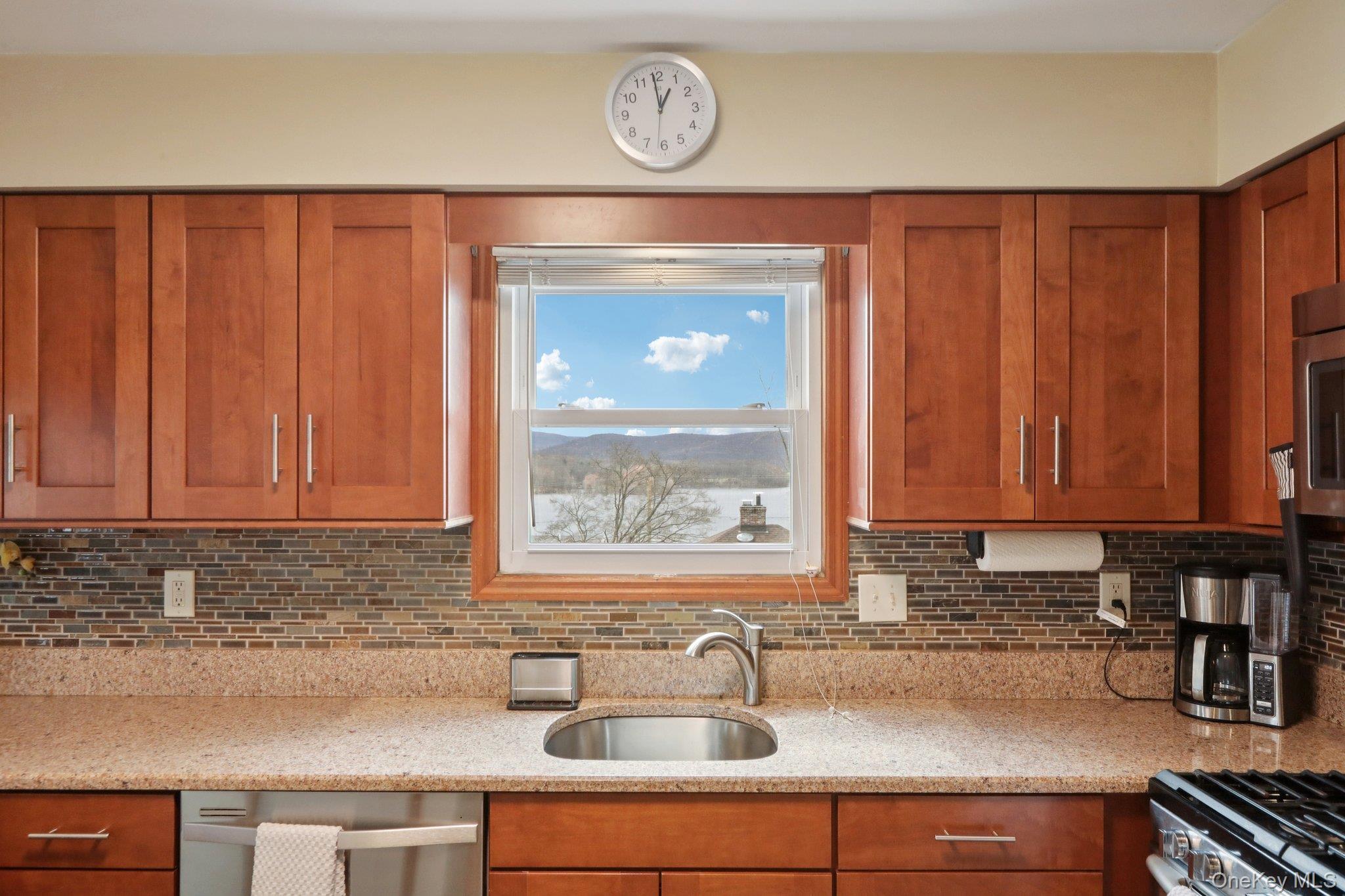 Single Family Oak  Orange County, NY 12553, MLS-971051-11