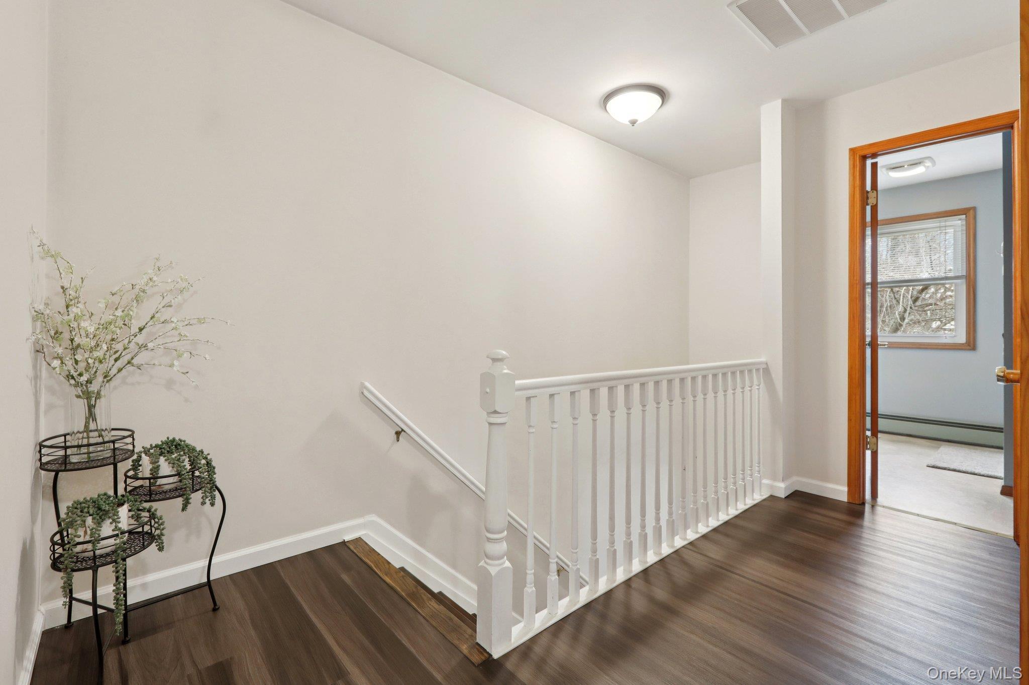 Single Family Oak  Orange County, NY 12553, MLS-971051-15