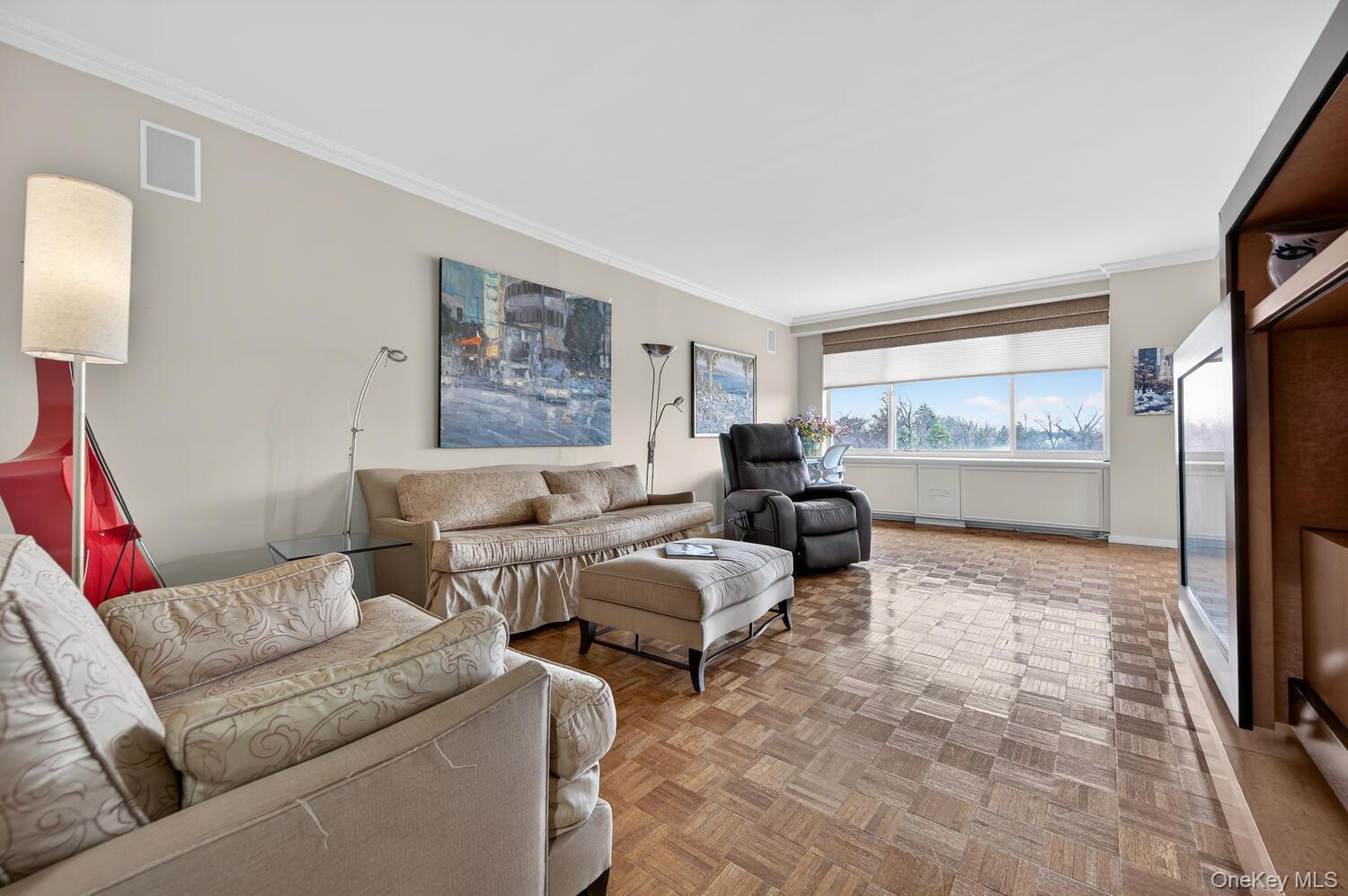 Condo Hilton  Nassau County, NY 11530, MLS-971055-2