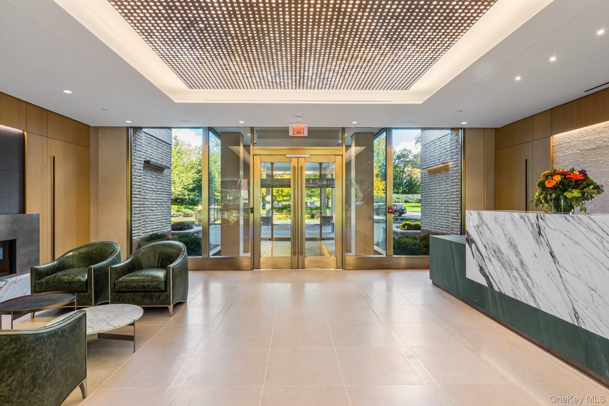 Condo Hilton  Nassau County, NY 11530, MLS-971055-31