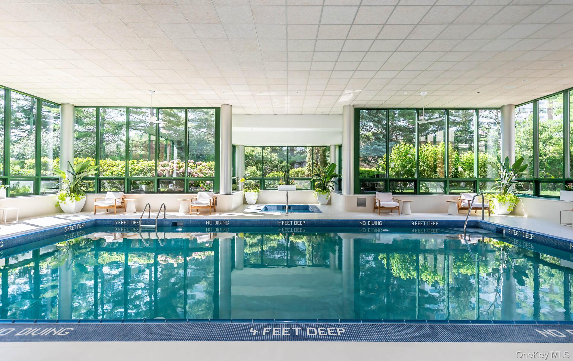 Condo Hilton  Nassau County, NY 11530, MLS-971055-36