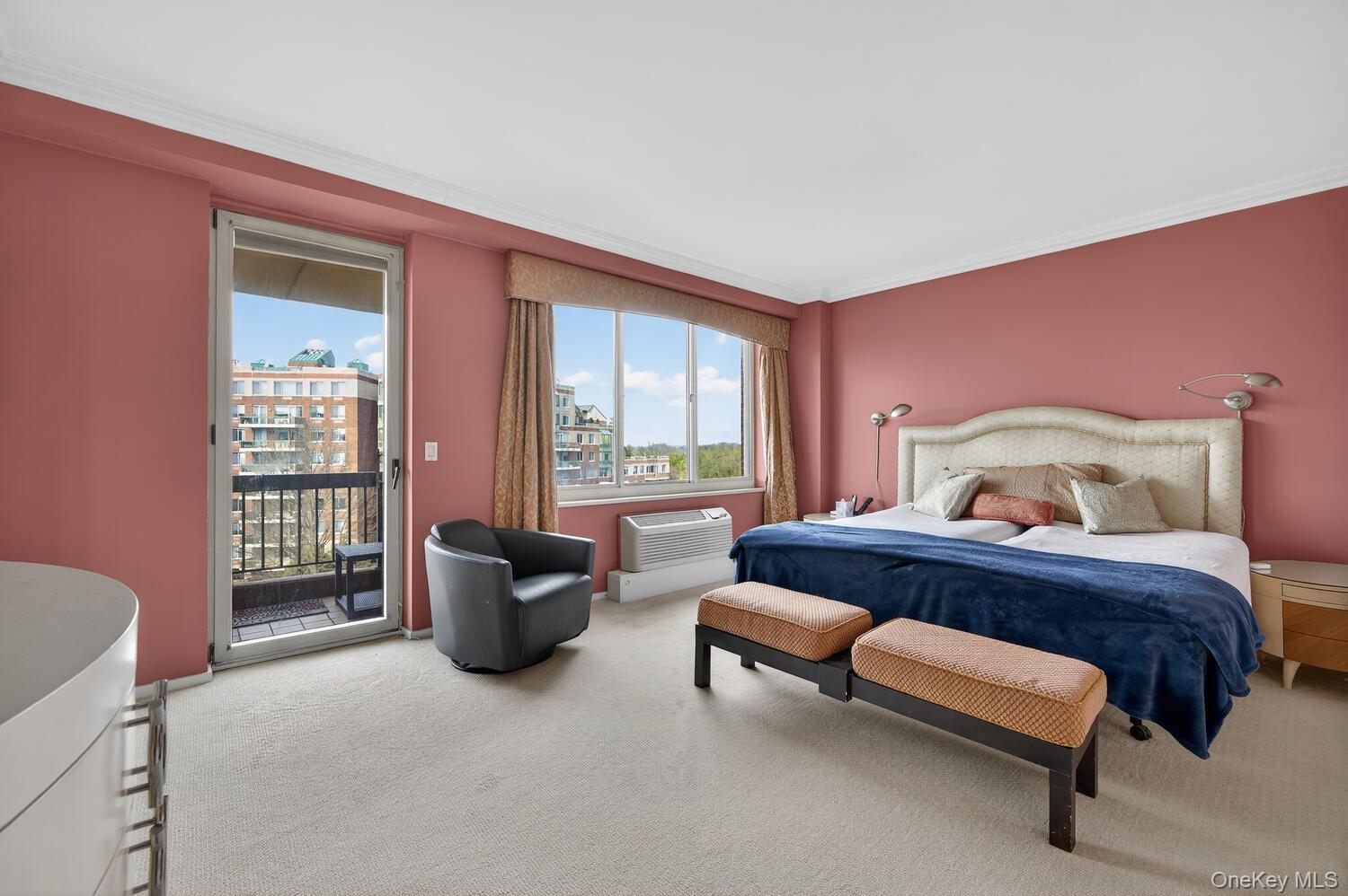 Condo Hilton  Nassau County, NY 11530, MLS-971055-5