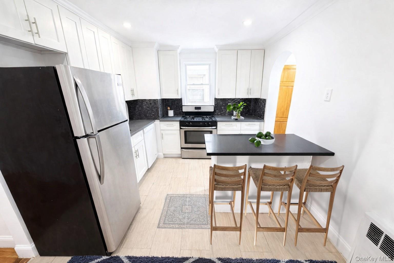 Single Family 94th  Brooklyn, NY 11236, MLS-971066-6