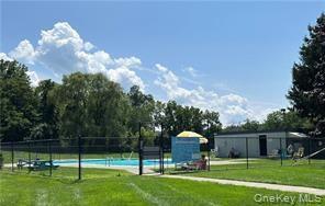 Condo White Gate  Dutchess County, NY 12590, MLS-971069-20