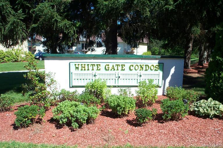 Condo White Gate  Dutchess County, NY 12590, MLS-971069-21