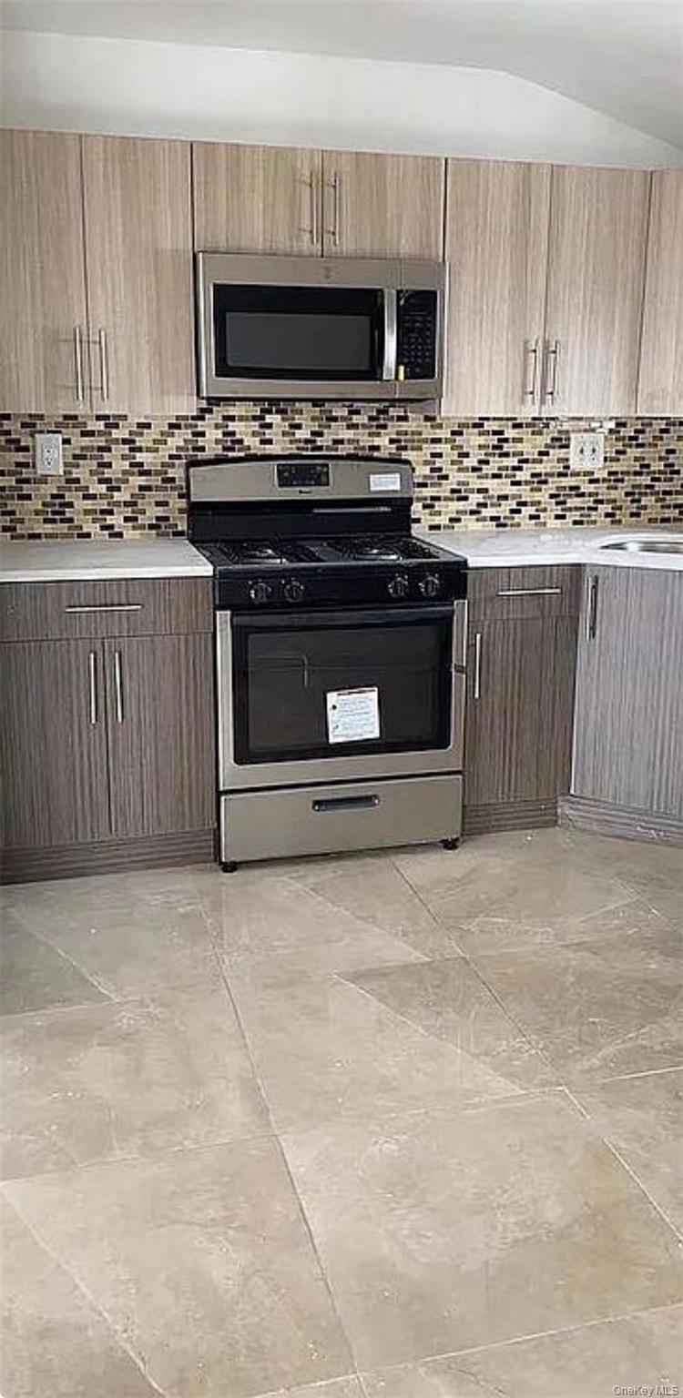 Single Family Bentley  Queens, NY 11422, MLS-971087-15