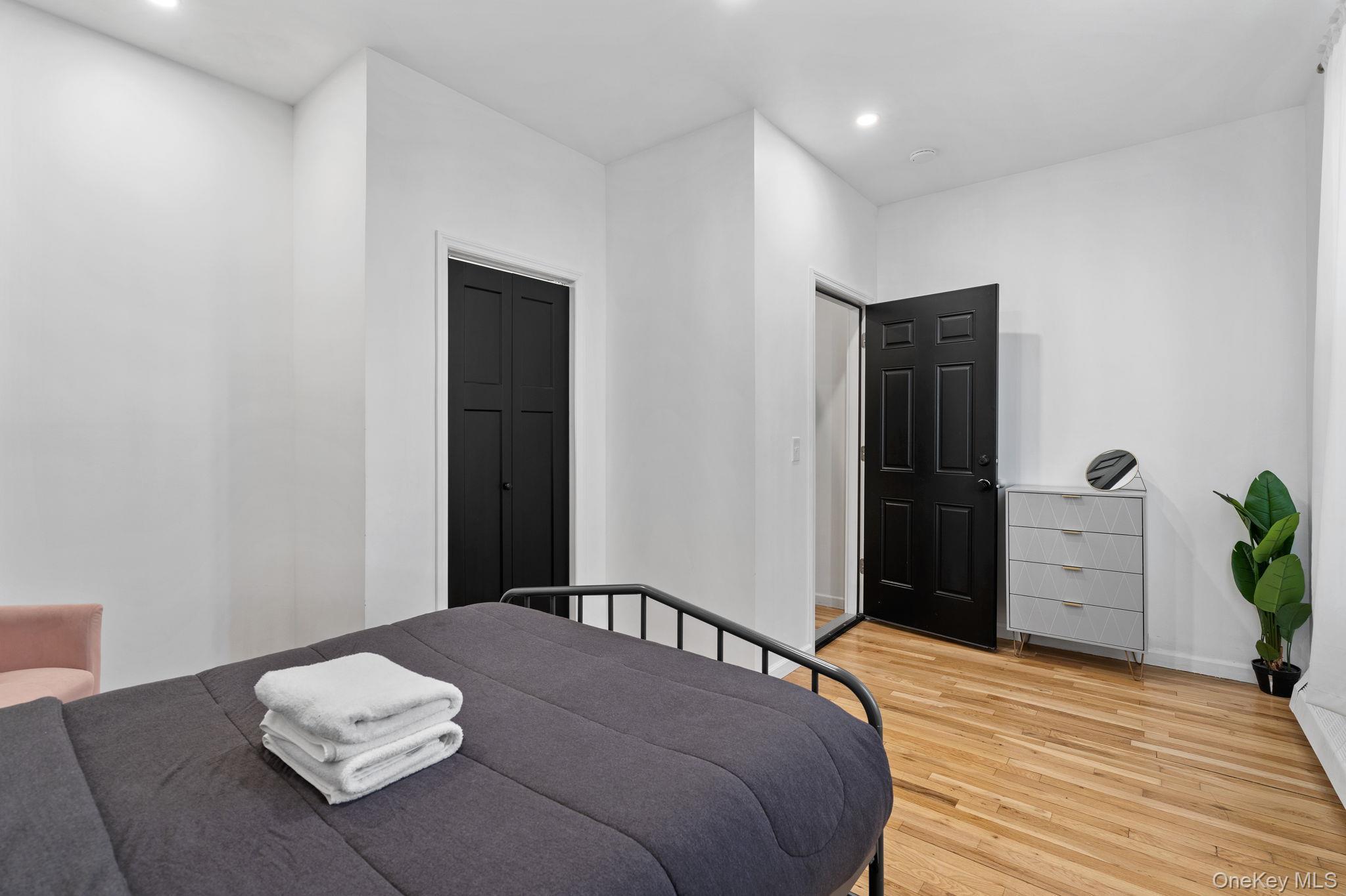 Single Family Thomas S Boyland  Brooklyn, NY 11233, MLS-971096-12