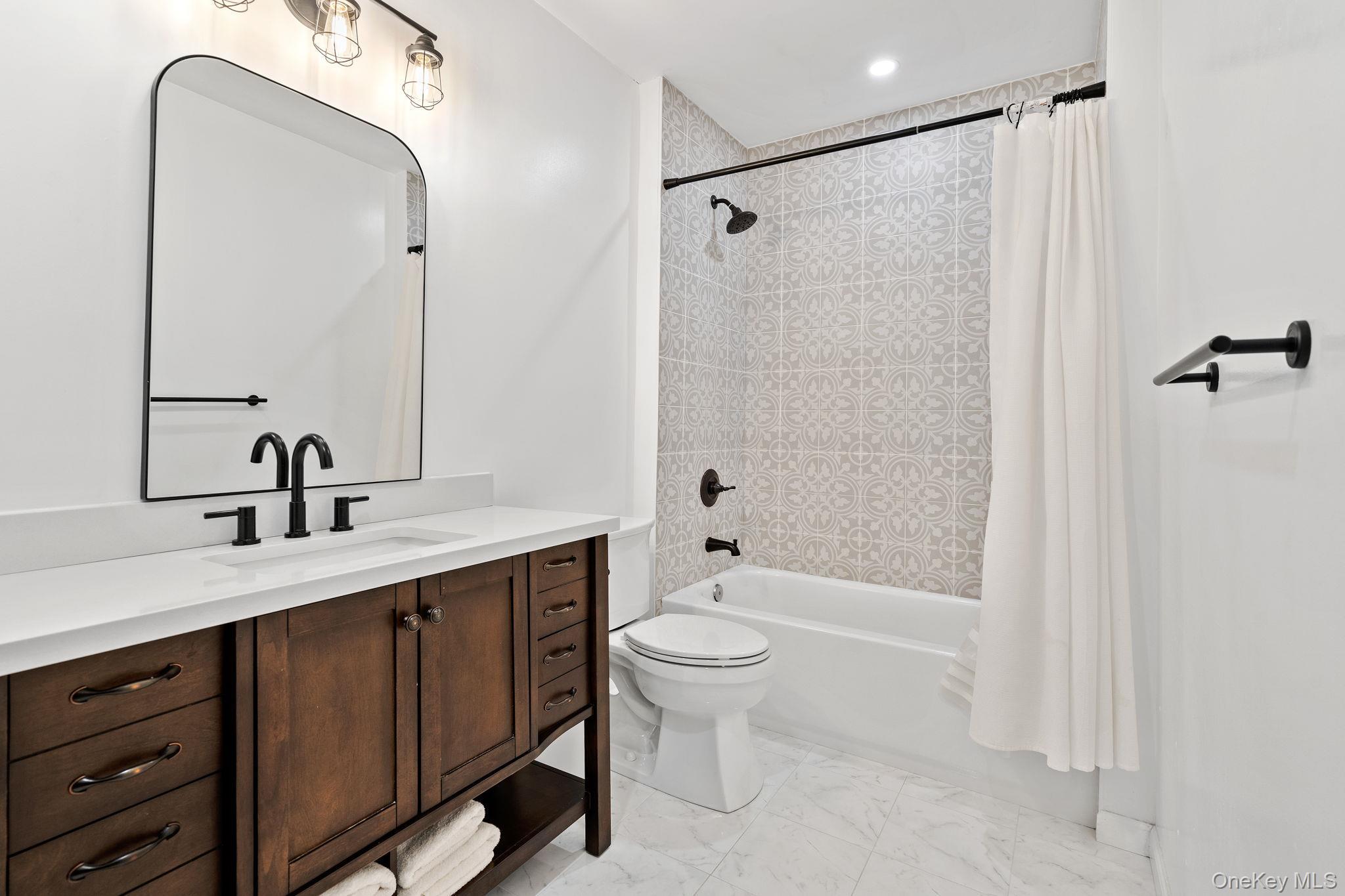 Single Family Thomas S Boyland  Brooklyn, NY 11233, MLS-971096-25