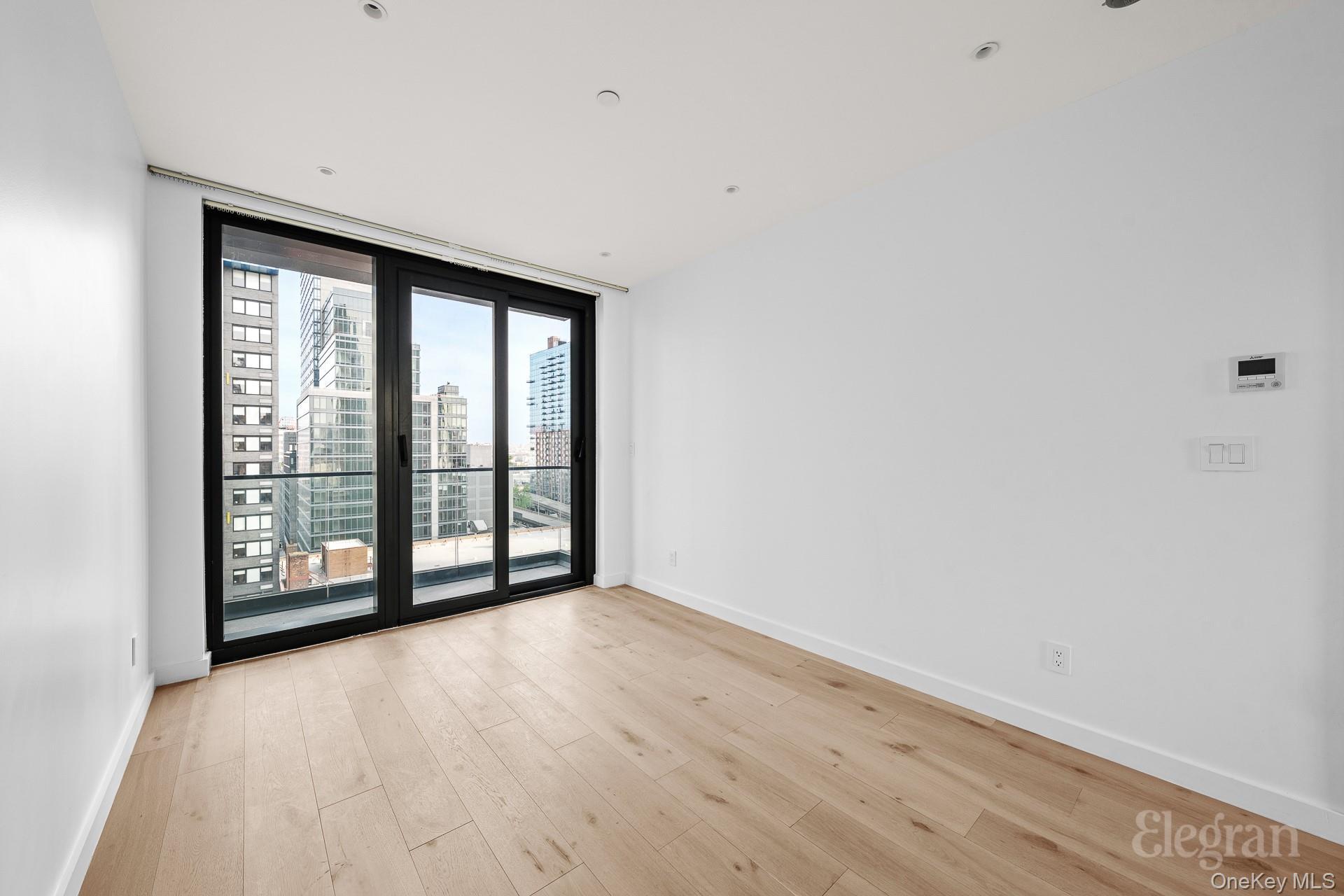 Condo Hunter  Queens, NY 11101, MLS-971100-11