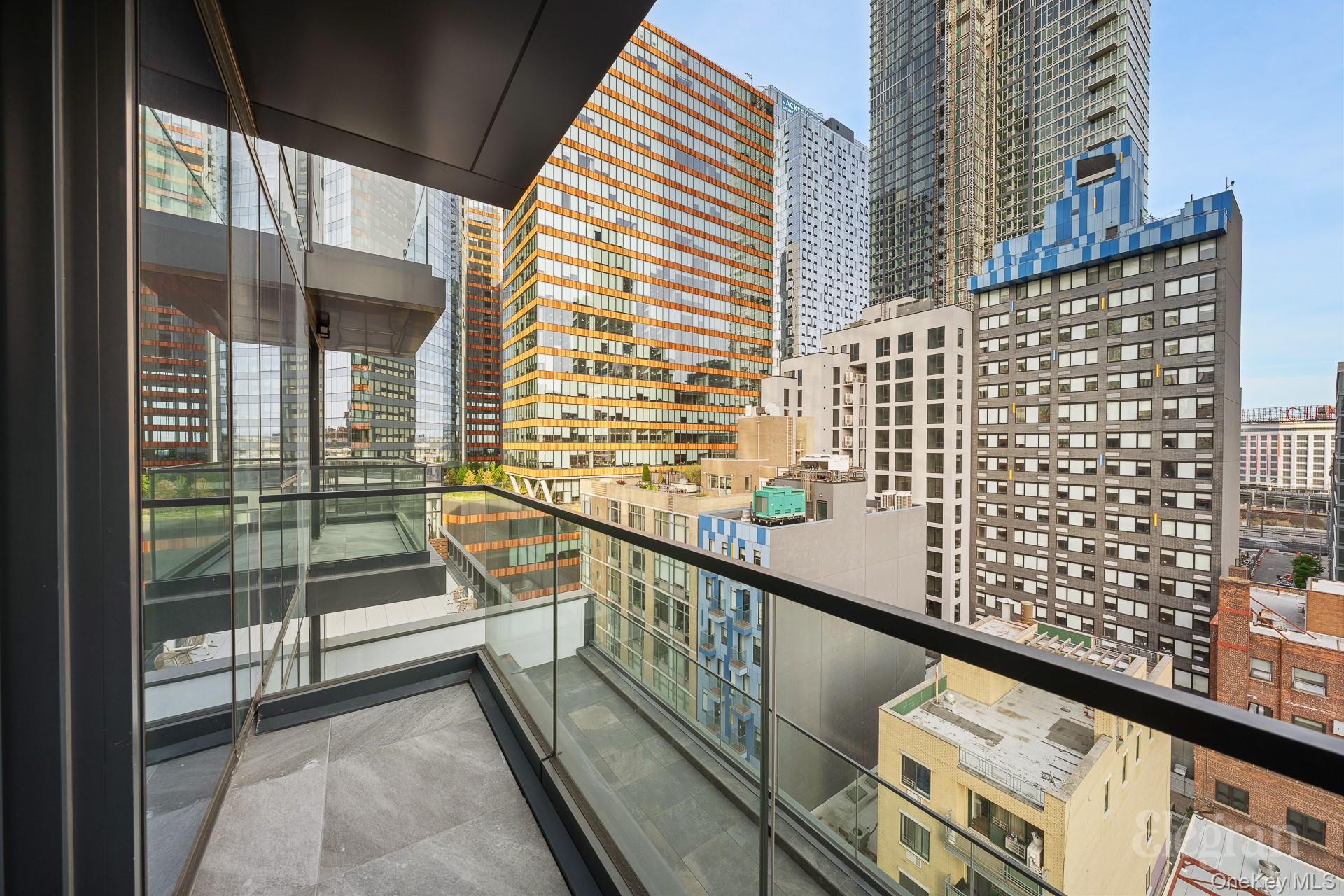 Condo Hunter  Queens, NY 11101, MLS-971100-18