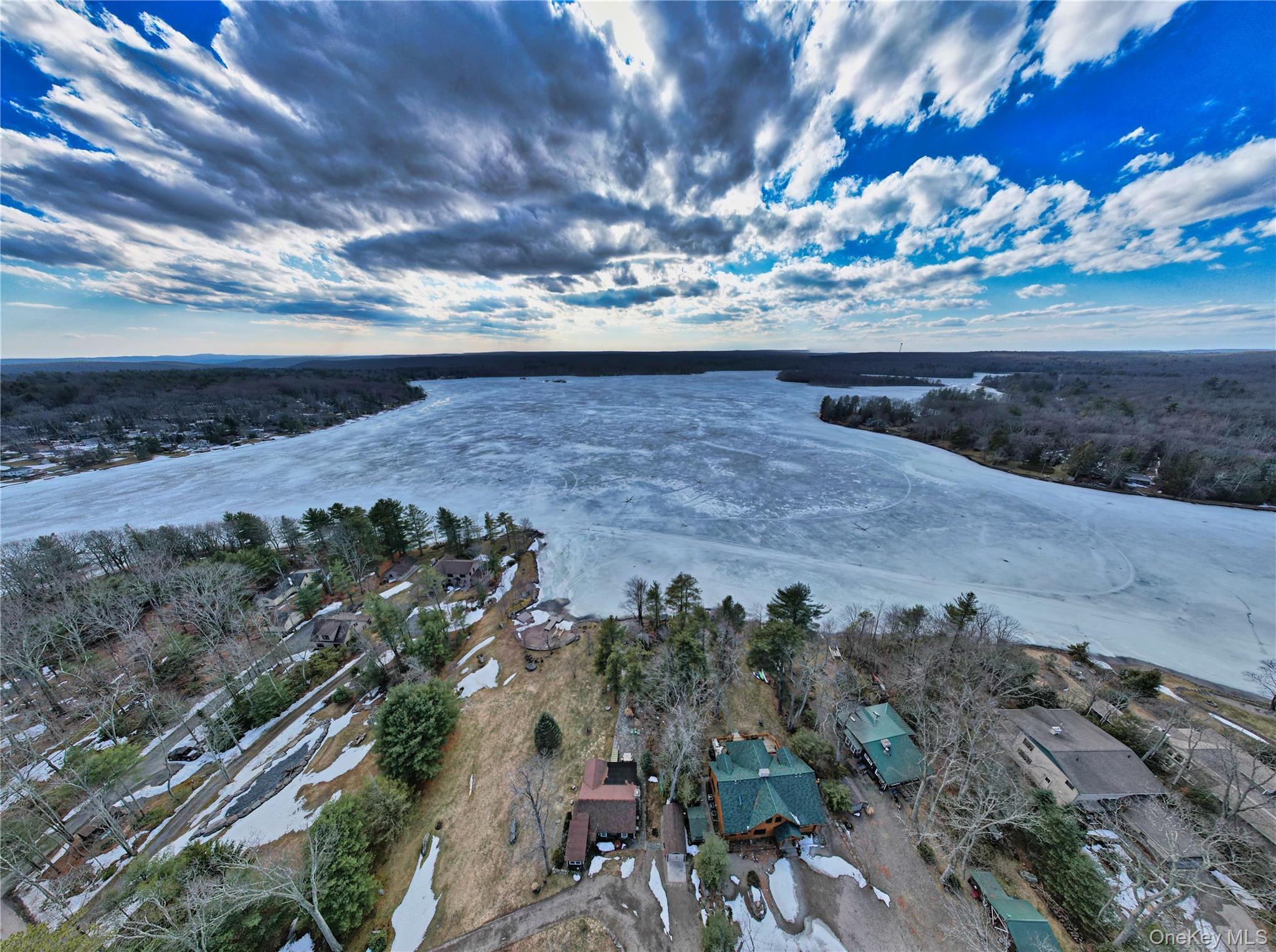 Single Family Shore  Sullivan County, NY 12790, MLS-971103-41