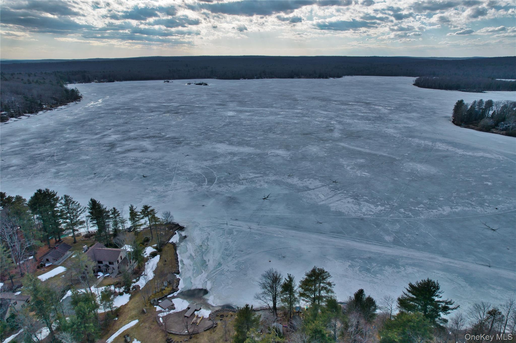 Single Family Shore  Sullivan County, NY 12790, MLS-971103-43