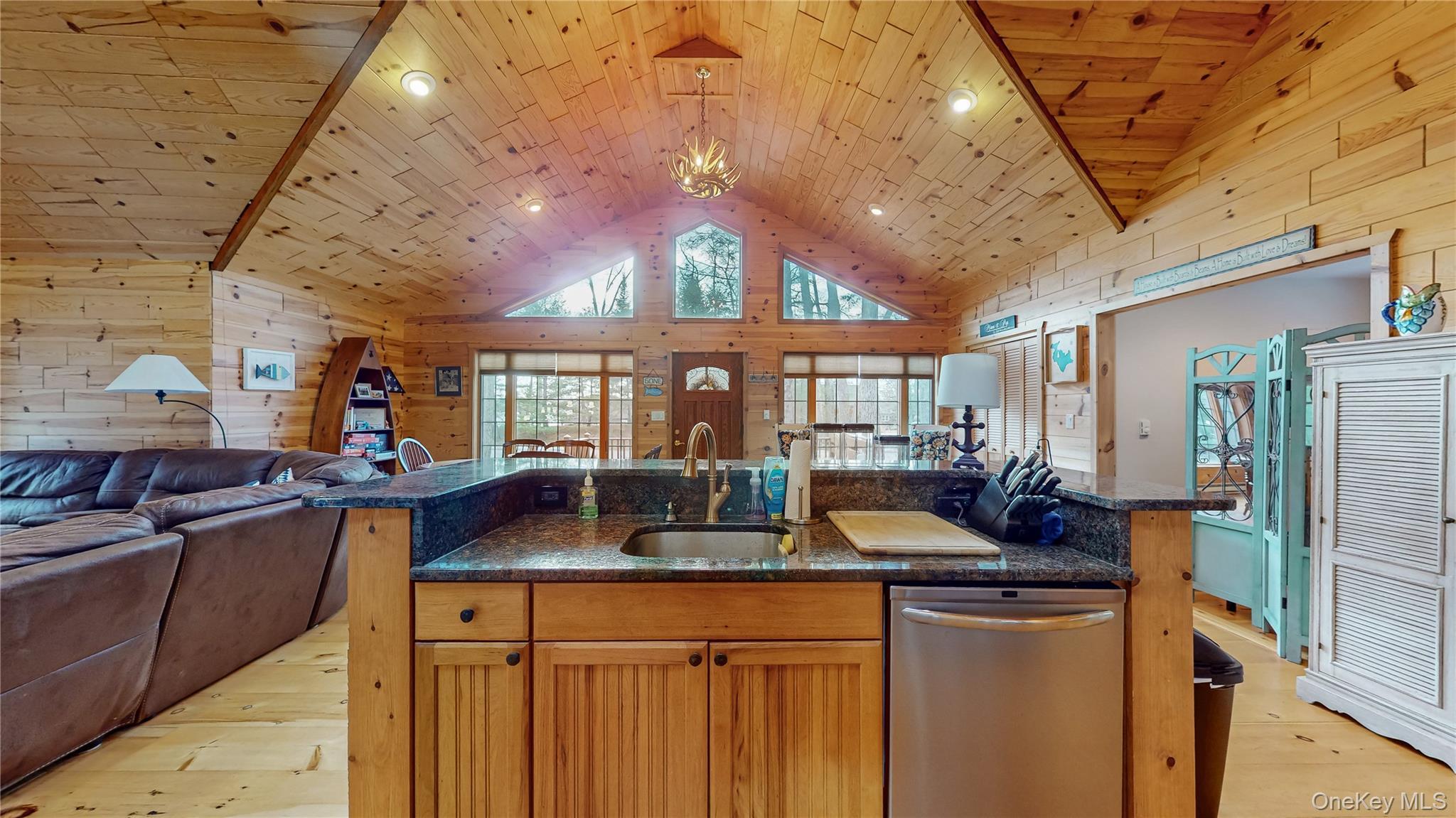 Single Family Shore  Sullivan County, NY 12790, MLS-971103-8