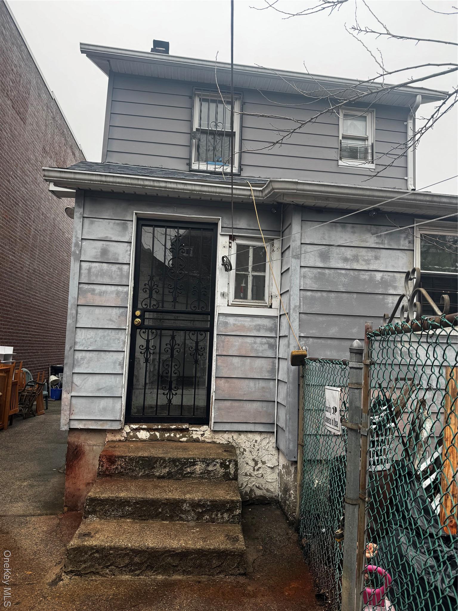 Single Family Thieriot  Bronx, NY 10473, MLS-971123-5