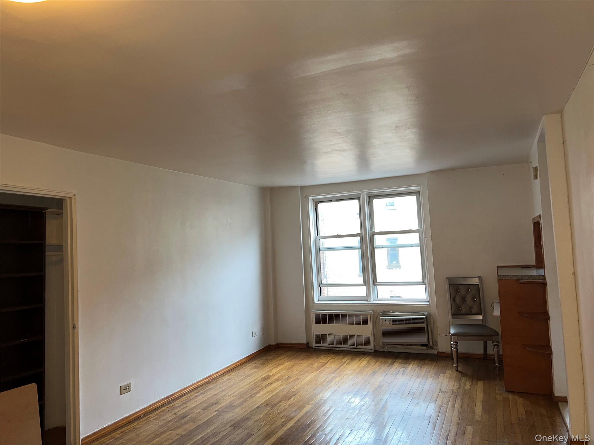 Coop Metropolitan  Bronx, NY 10462, MLS-971129-4
