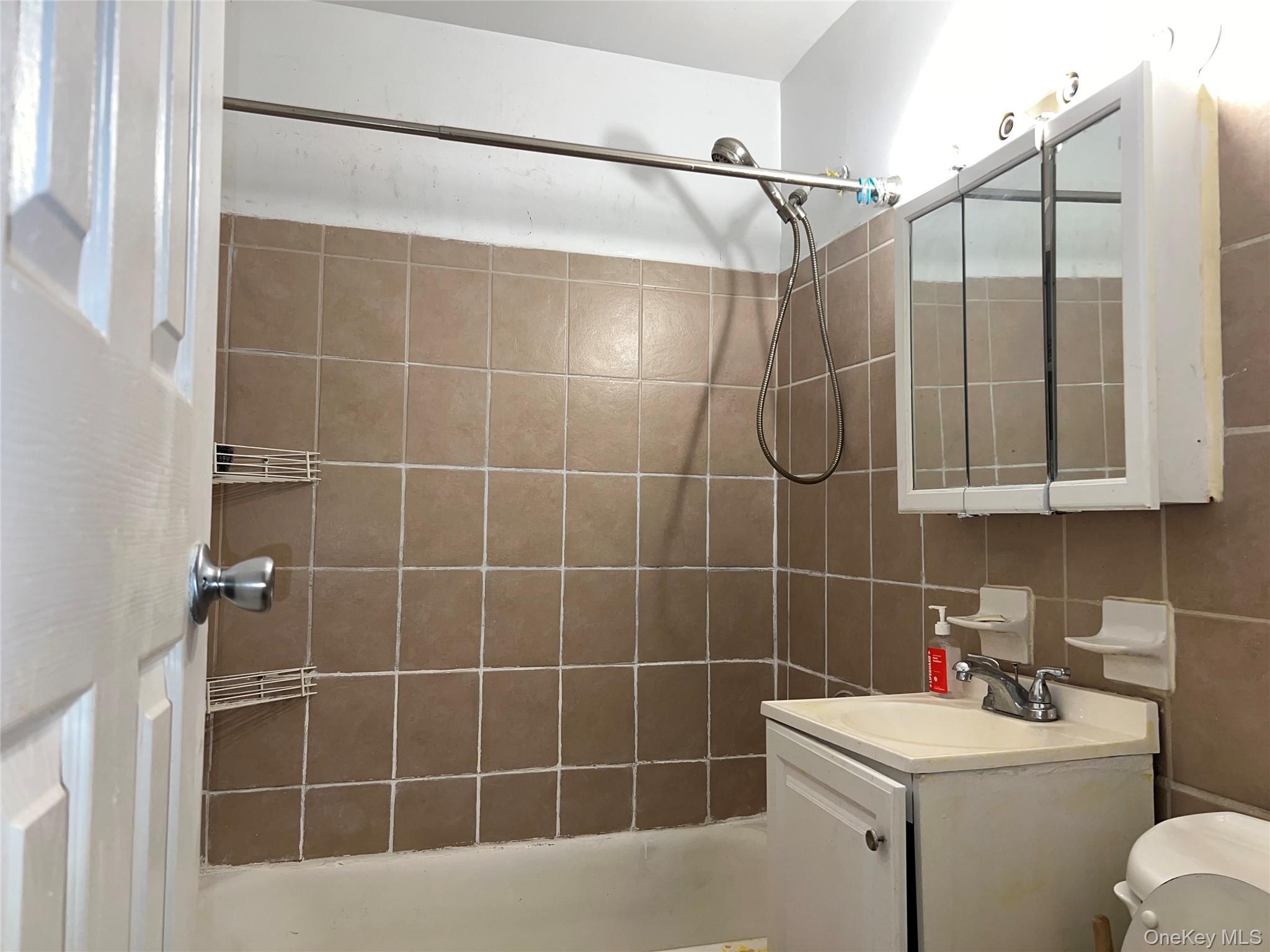 Coop Metropolitan  Bronx, NY 10462, MLS-971129-6