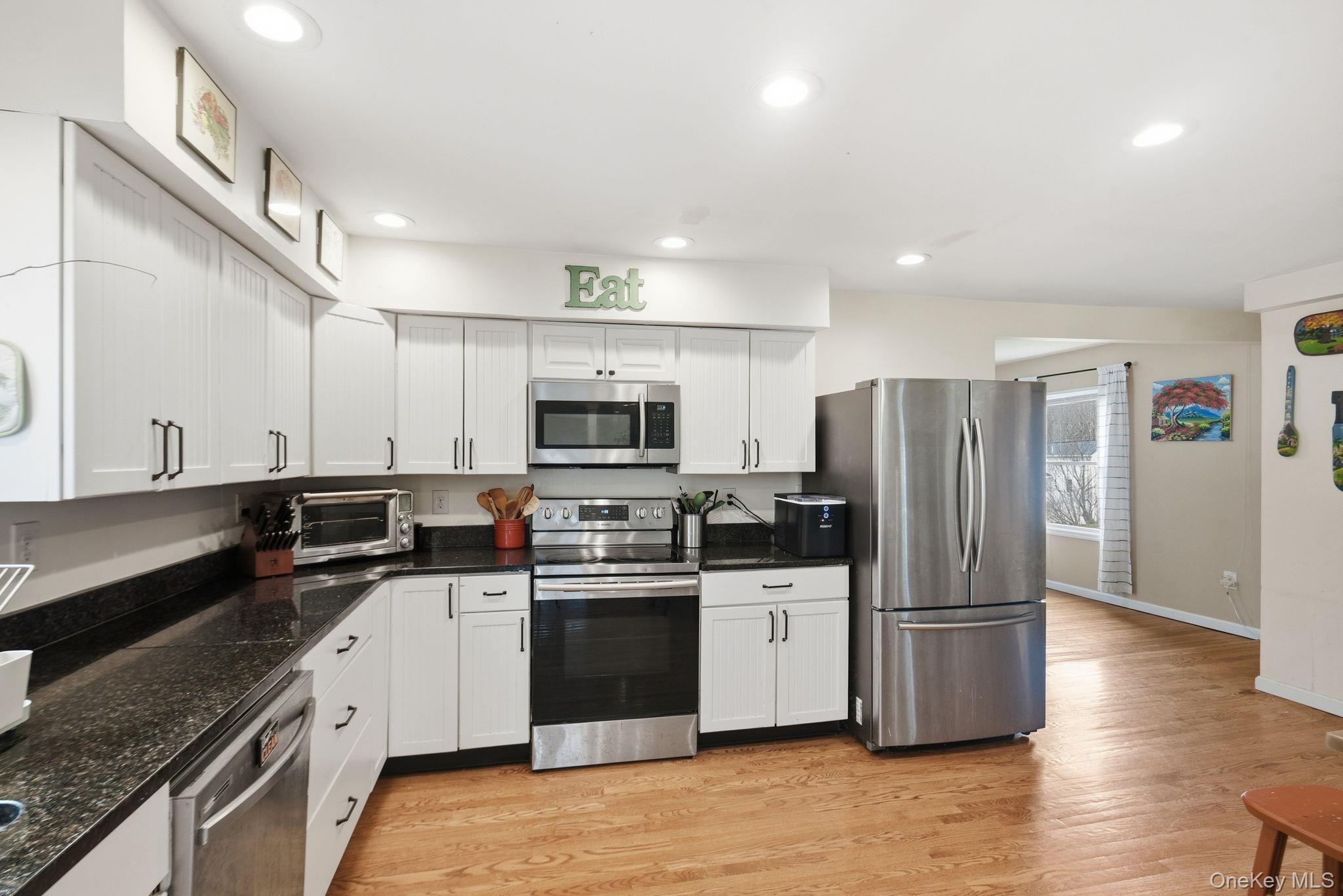 Single Family Beilke  Dutchess County, NY 12546, MLS-971132-10