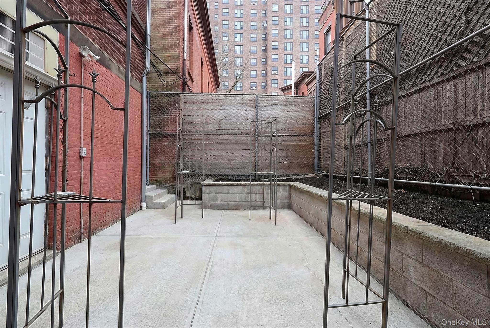 Single Family Waverly  Brooklyn, NY 11205, MLS-971142-10