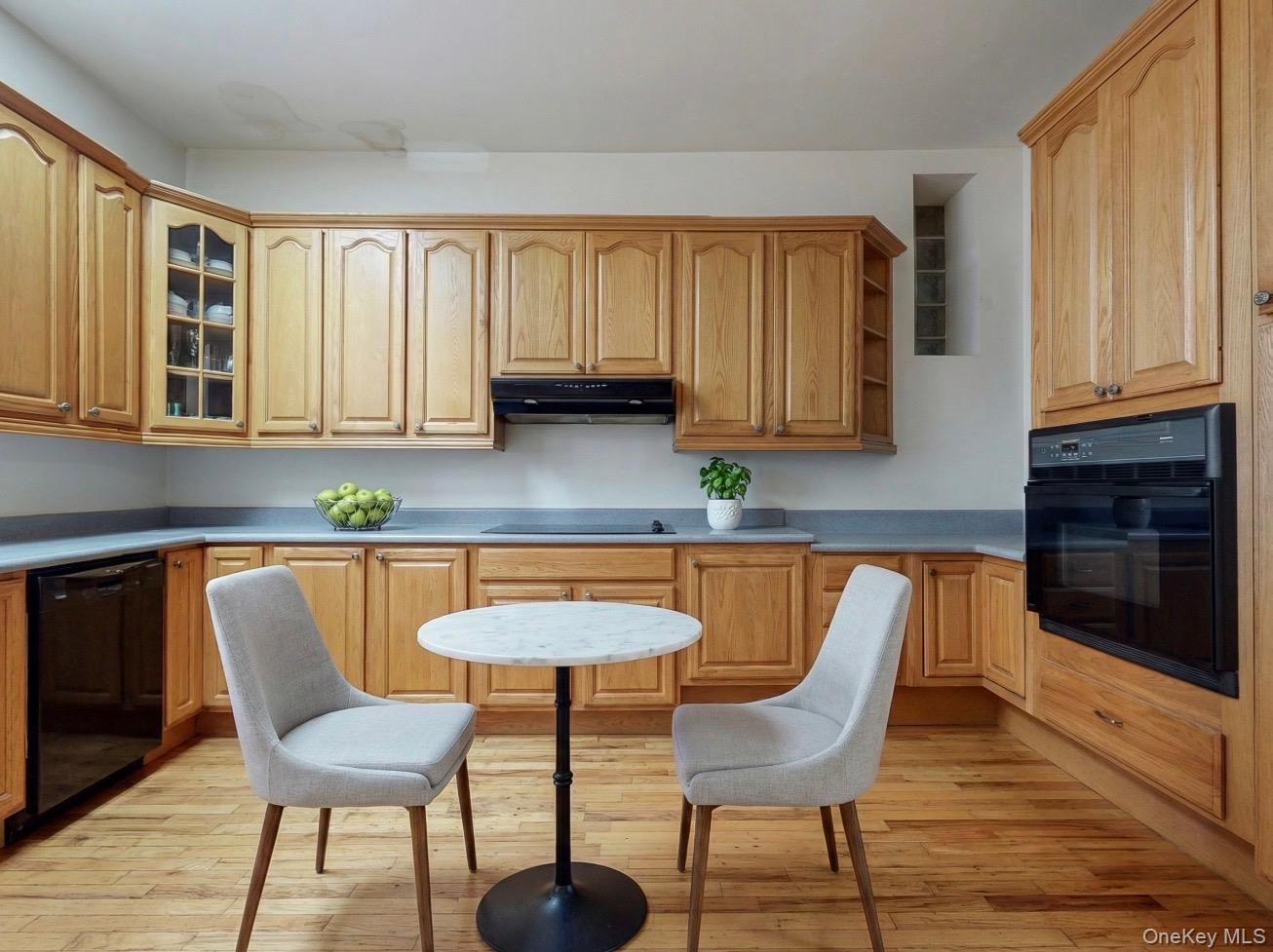 Single Family Waverly  Brooklyn, NY 11205, MLS-971142-6