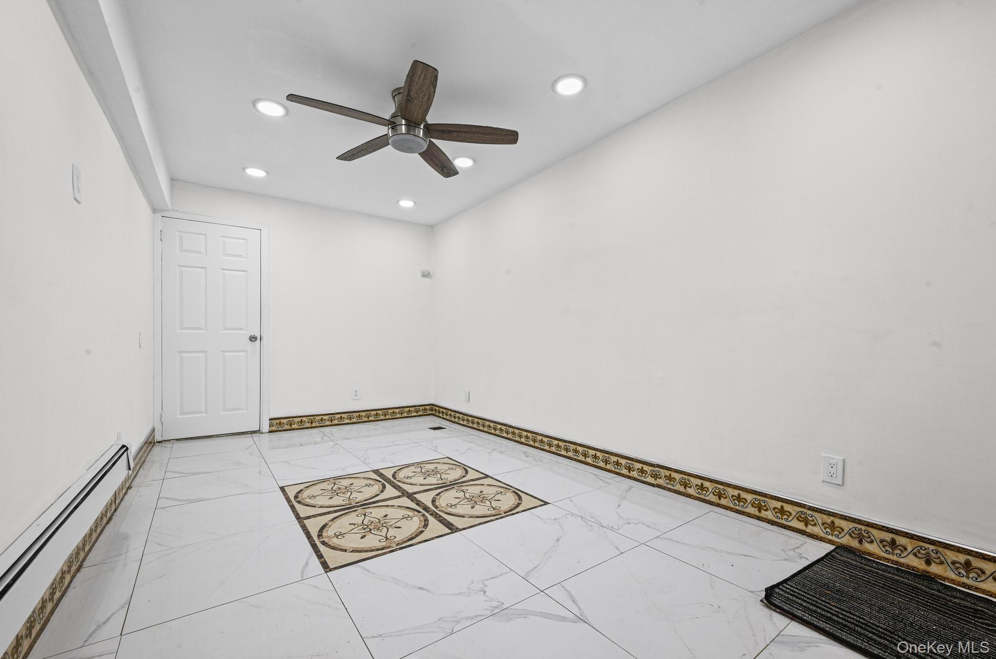 Single Family 65th  Queens, NY 11367, MLS-971146-10