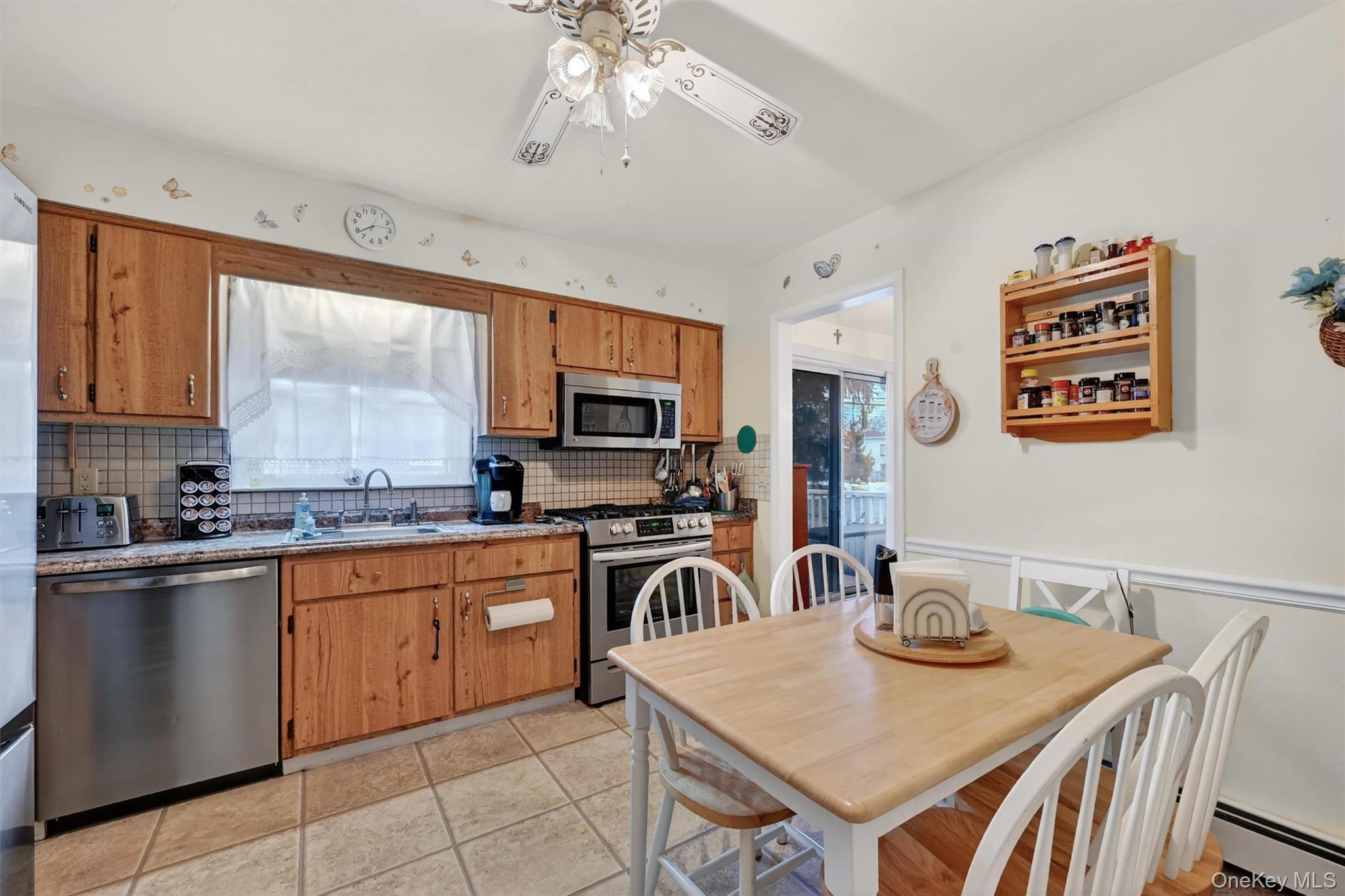 Single Family Samsondale  Rockland County, NY 10993, MLS-971155-14