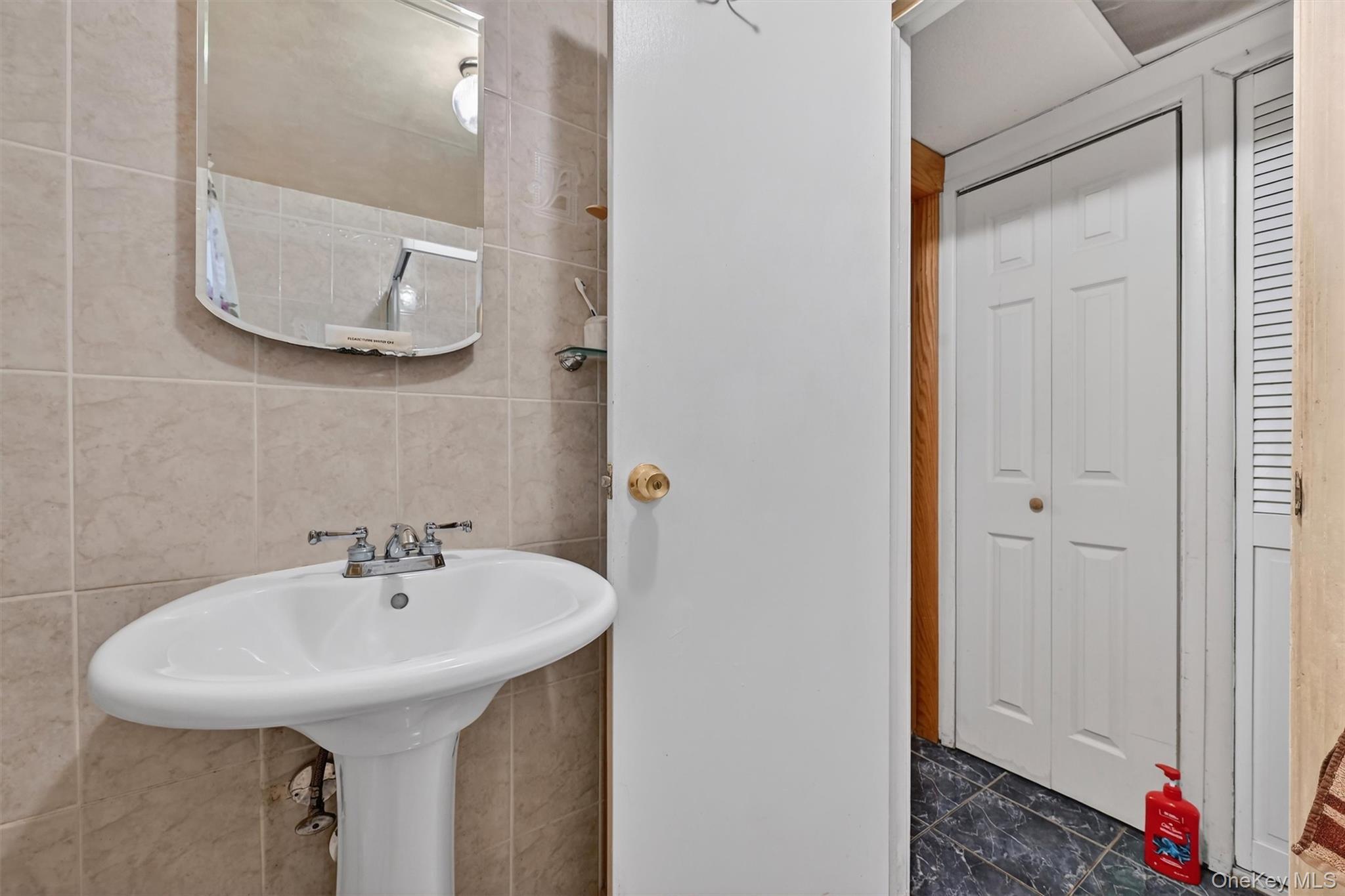 Single Family Samsondale  Rockland County, NY 10993, MLS-971155-26