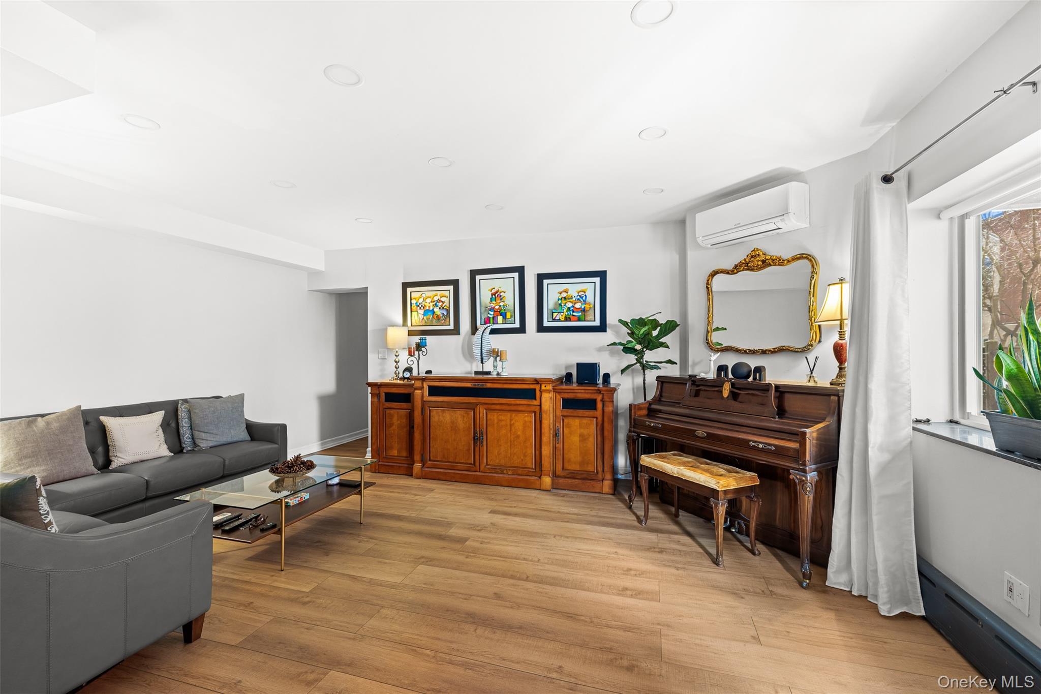 Condo 71  Queens, NY 11385, MLS-971159-6