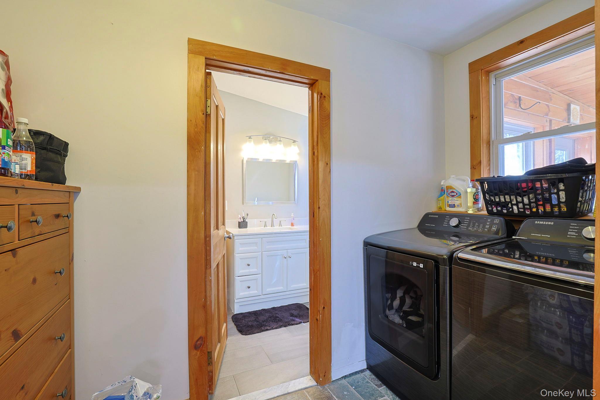 Single Family Main  Dutchess County, NY 12569, MLS-971184-16