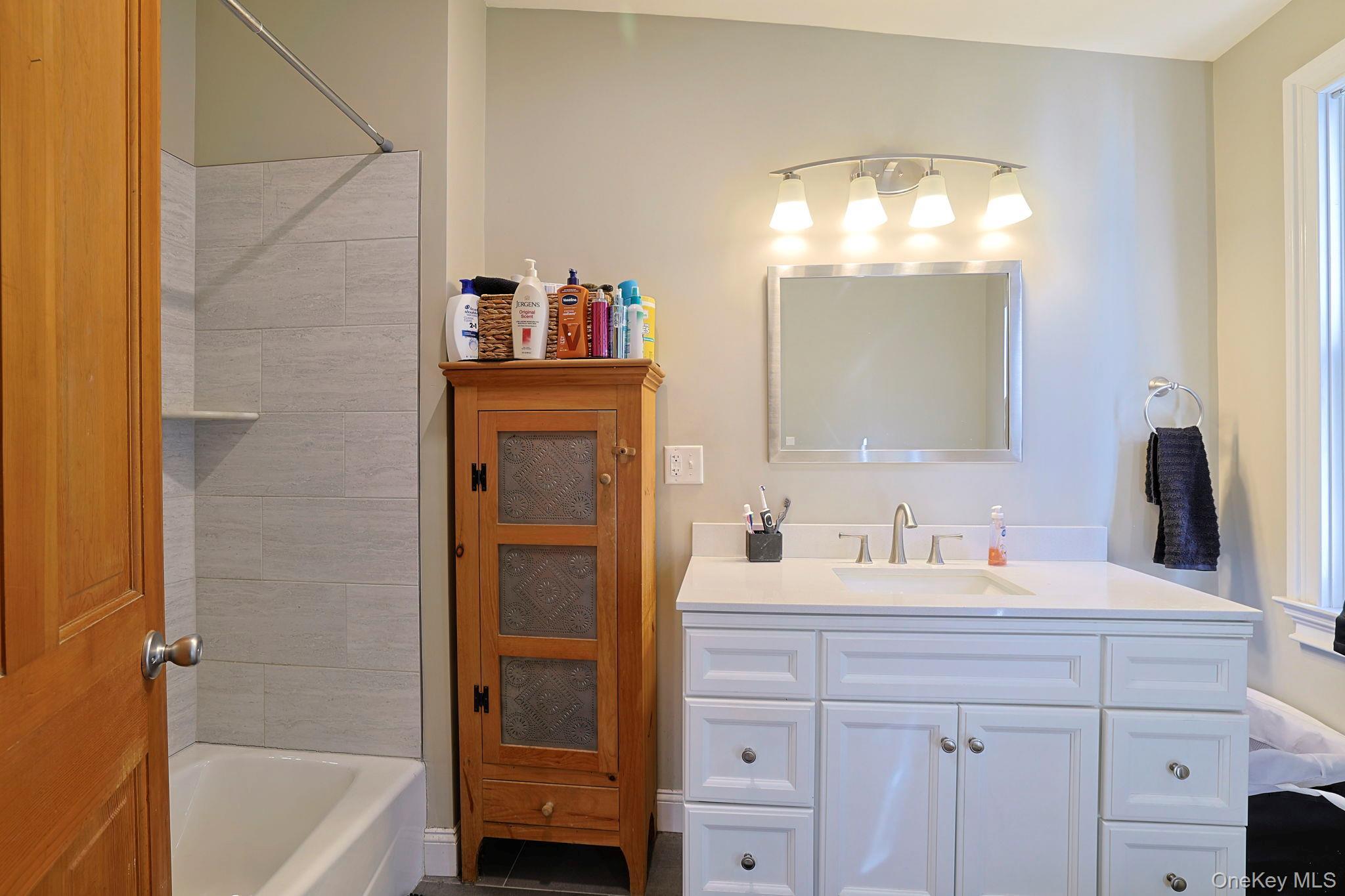 Single Family Main  Dutchess County, NY 12569, MLS-971184-17